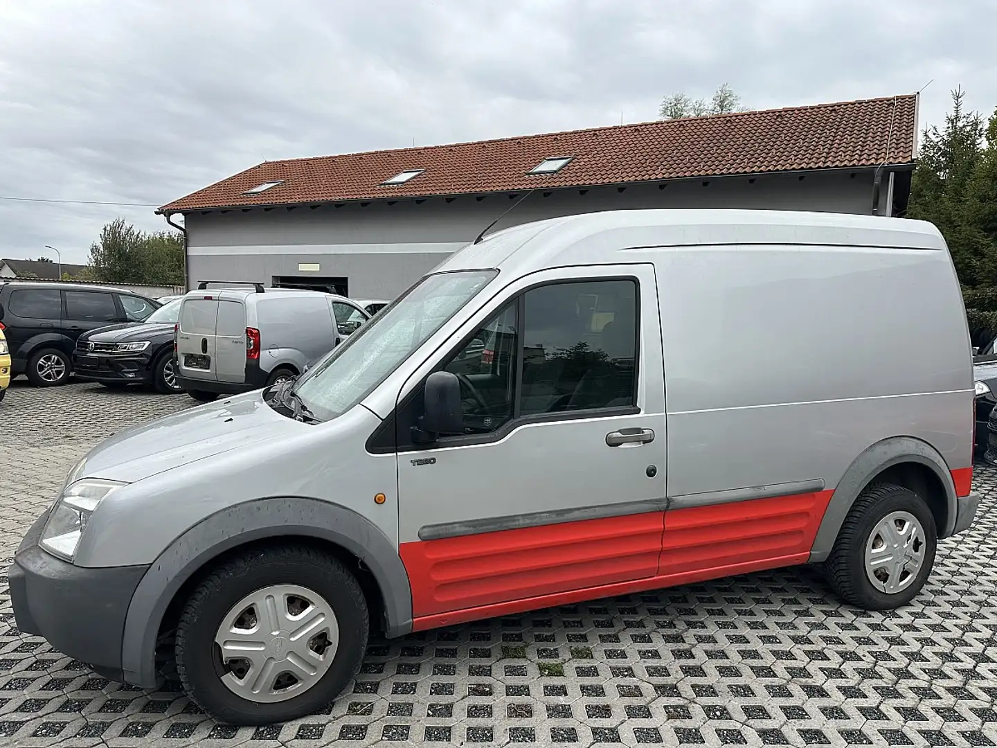 Ford Transit Connect T230L TDCi 1,8 Grau - 1