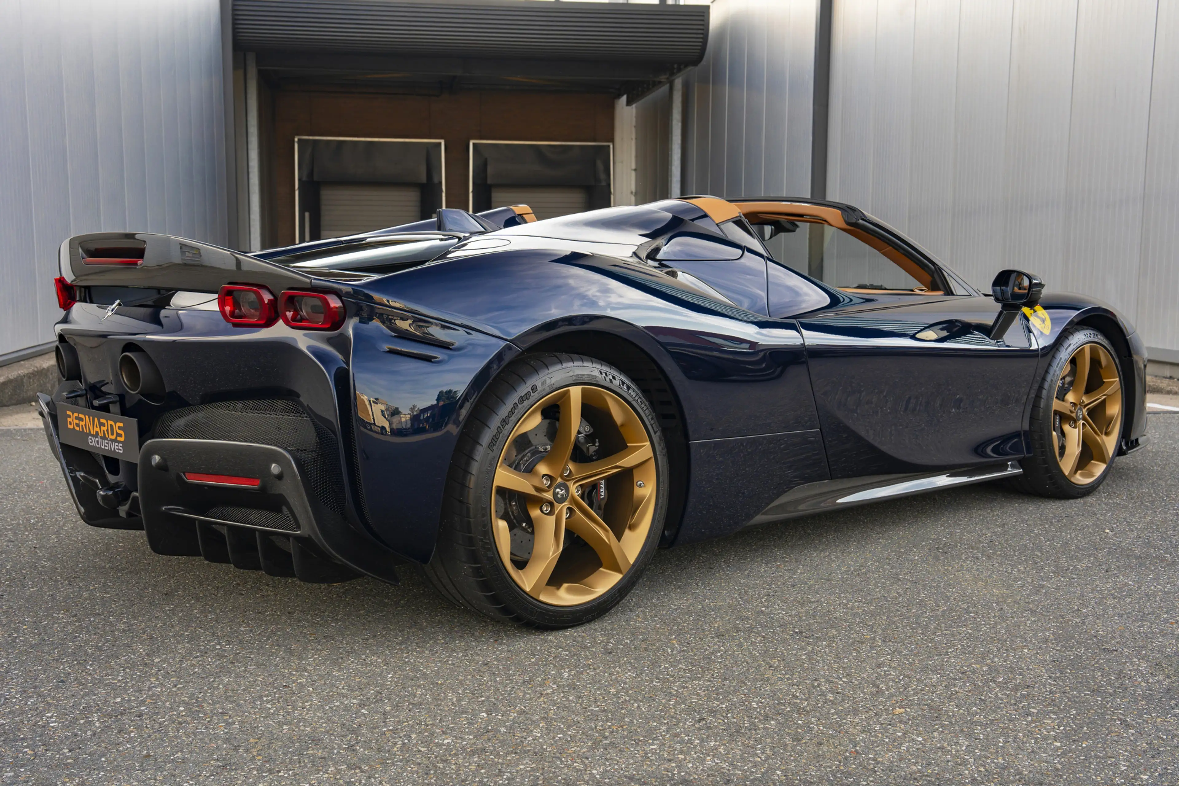 Ferrari SF90 Spider - Blu Montreal - Full option - Lift - Carbon — photo 2