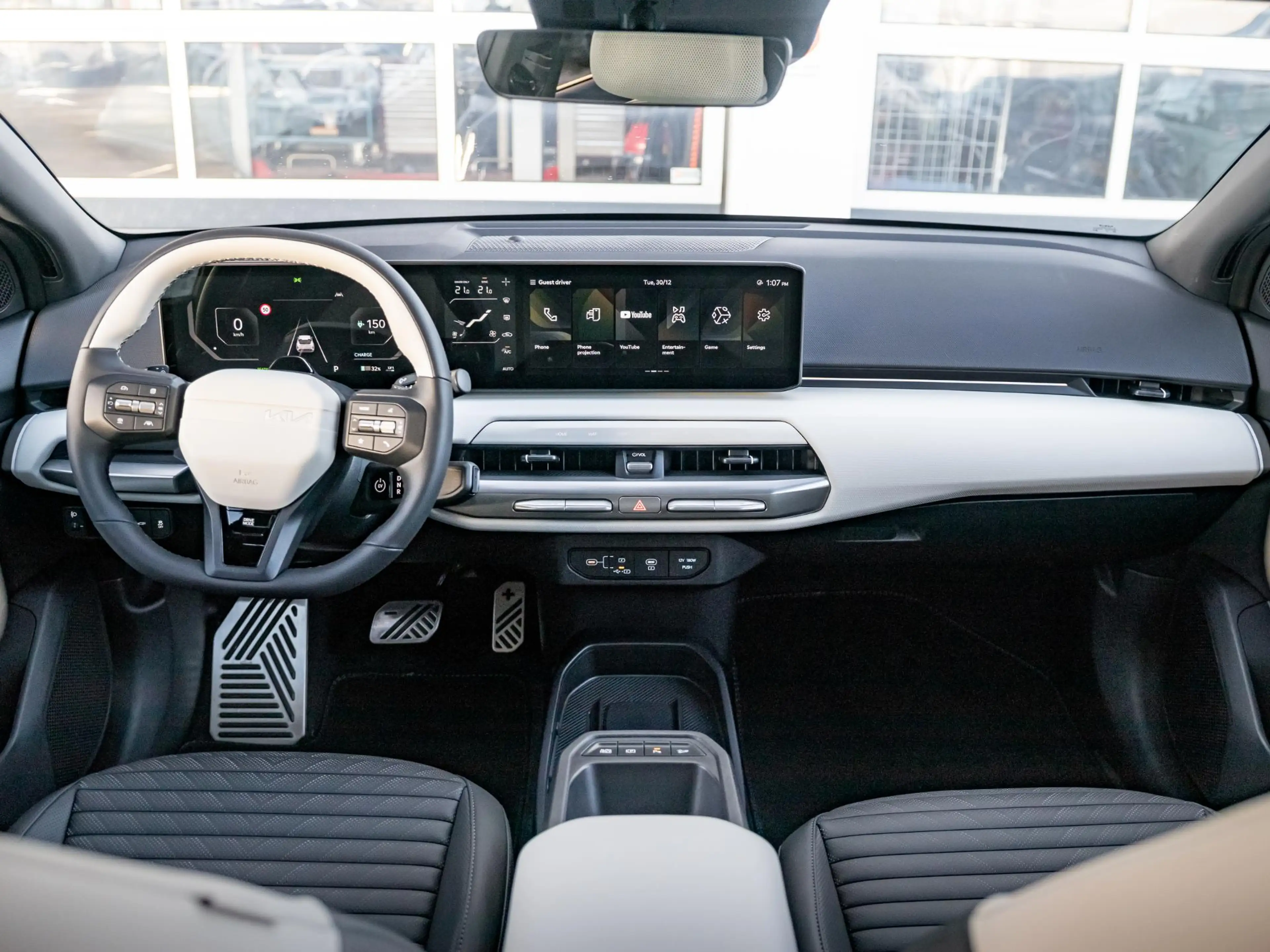 Kia EV4 Fastback GT-Line Business Edition 81.4 kWh | Navi. — photo 10
