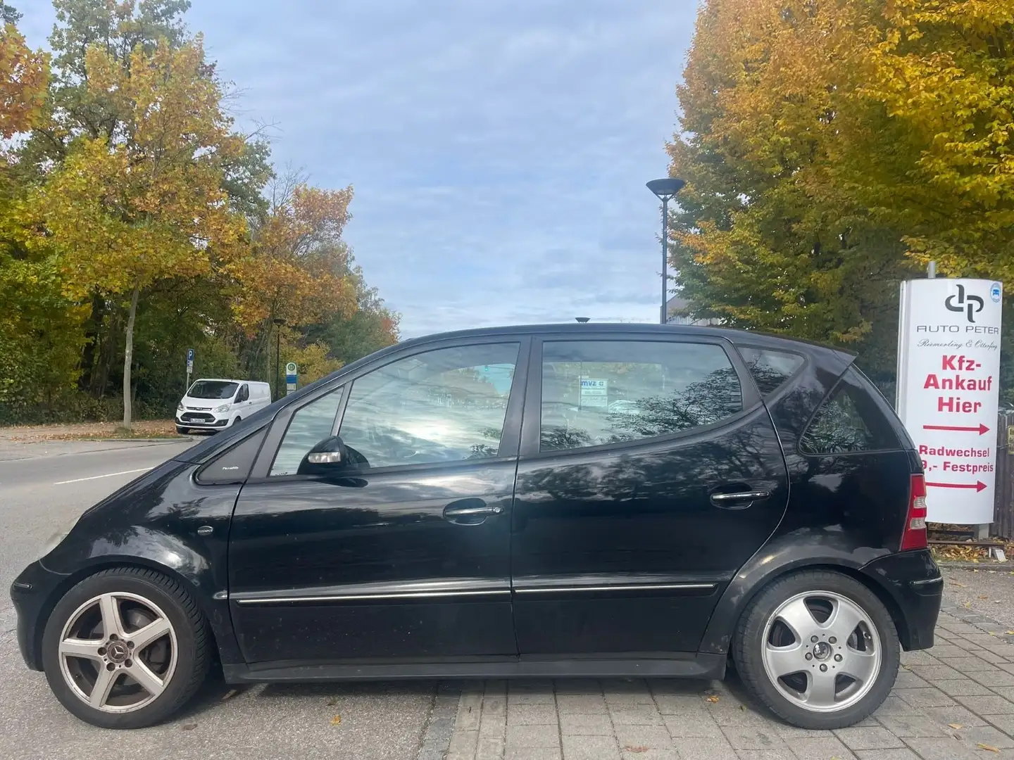 Mercedes-Benz A 190 ELEGANCE PICCADILLY Lang Schwarz - 2