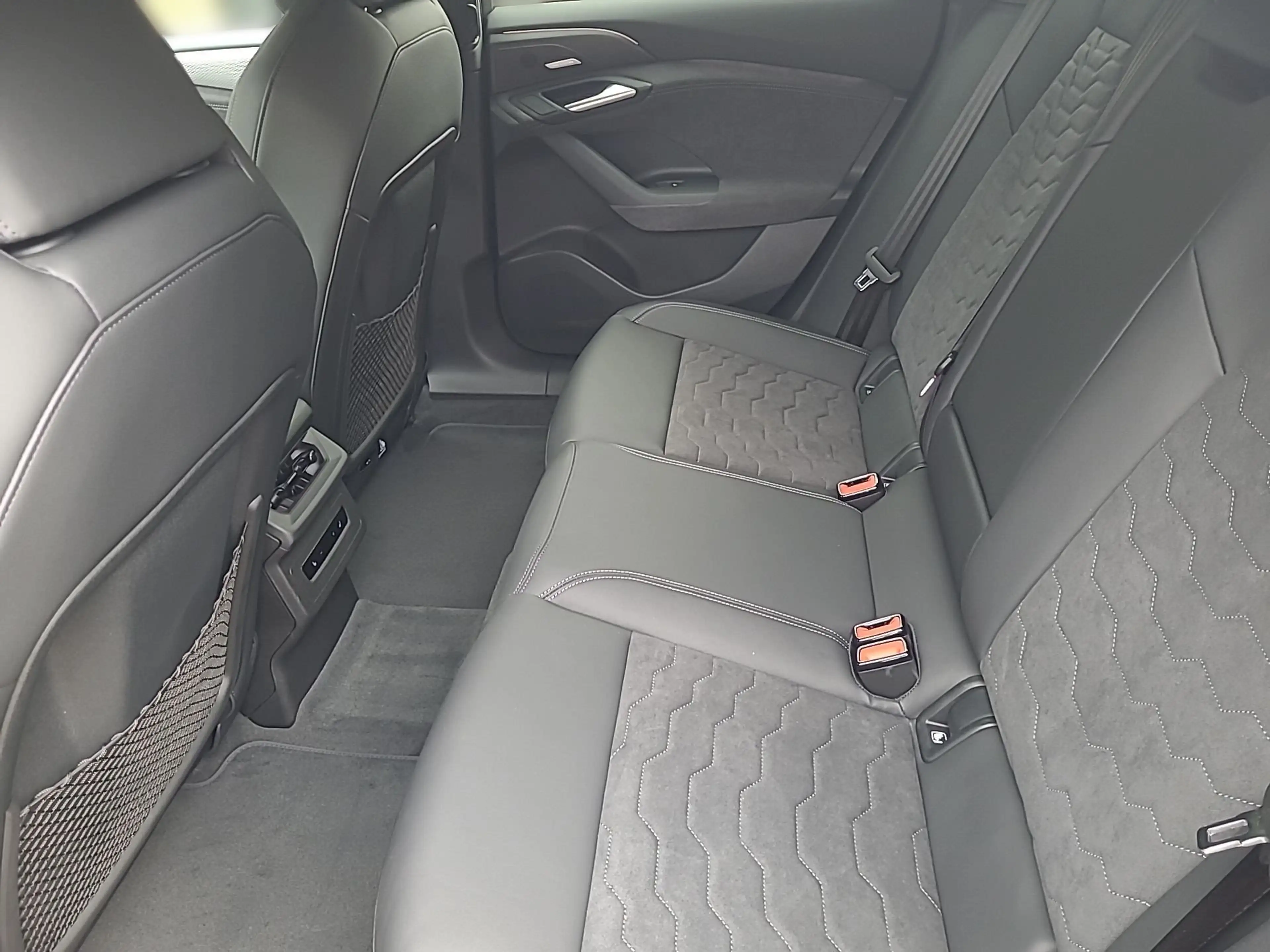 Audi A6 e-tron A6 Avant e-tron S-Line Exterieur*Anhängerkupplung — photo 11