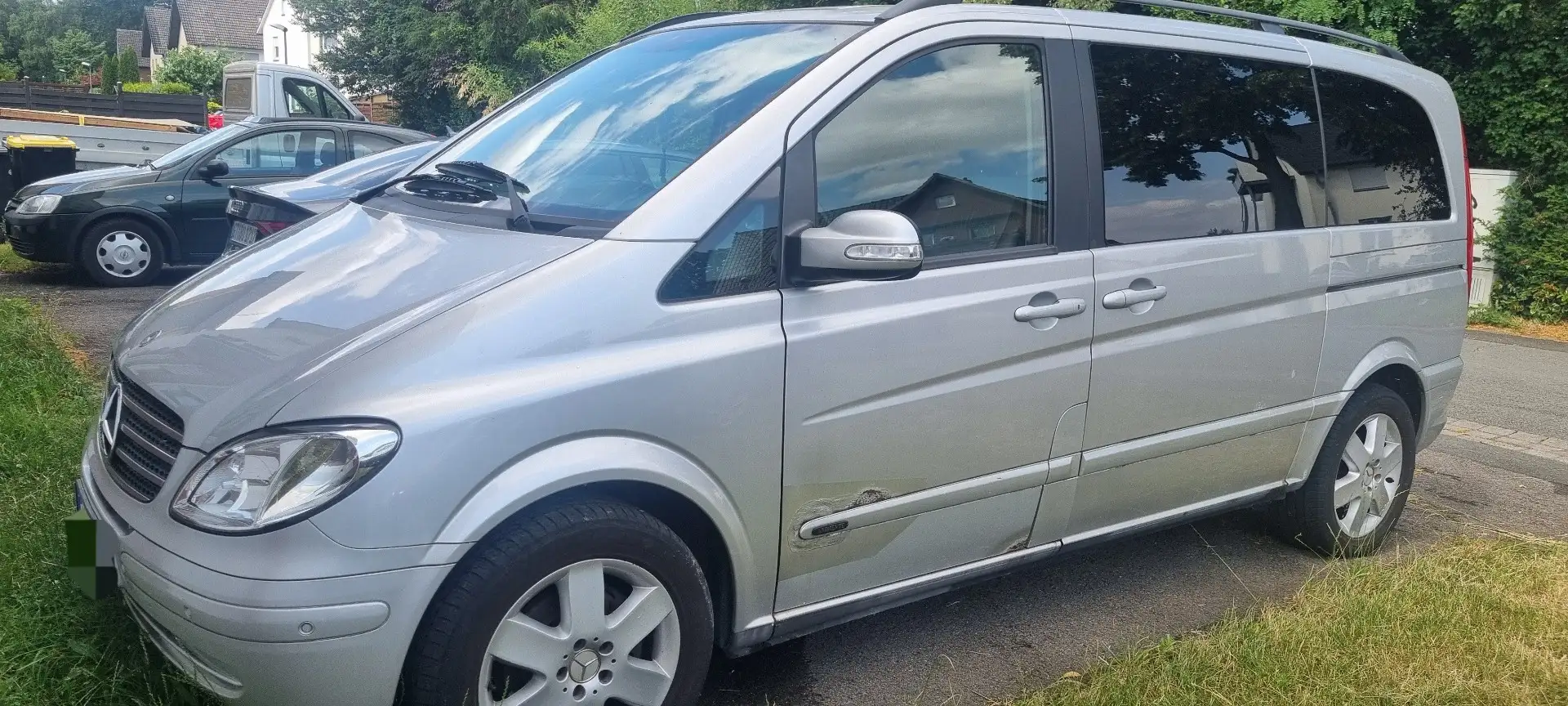 Mercedes-Benz Viano 2.2 CDI kompakt Ambiente Silber - 2