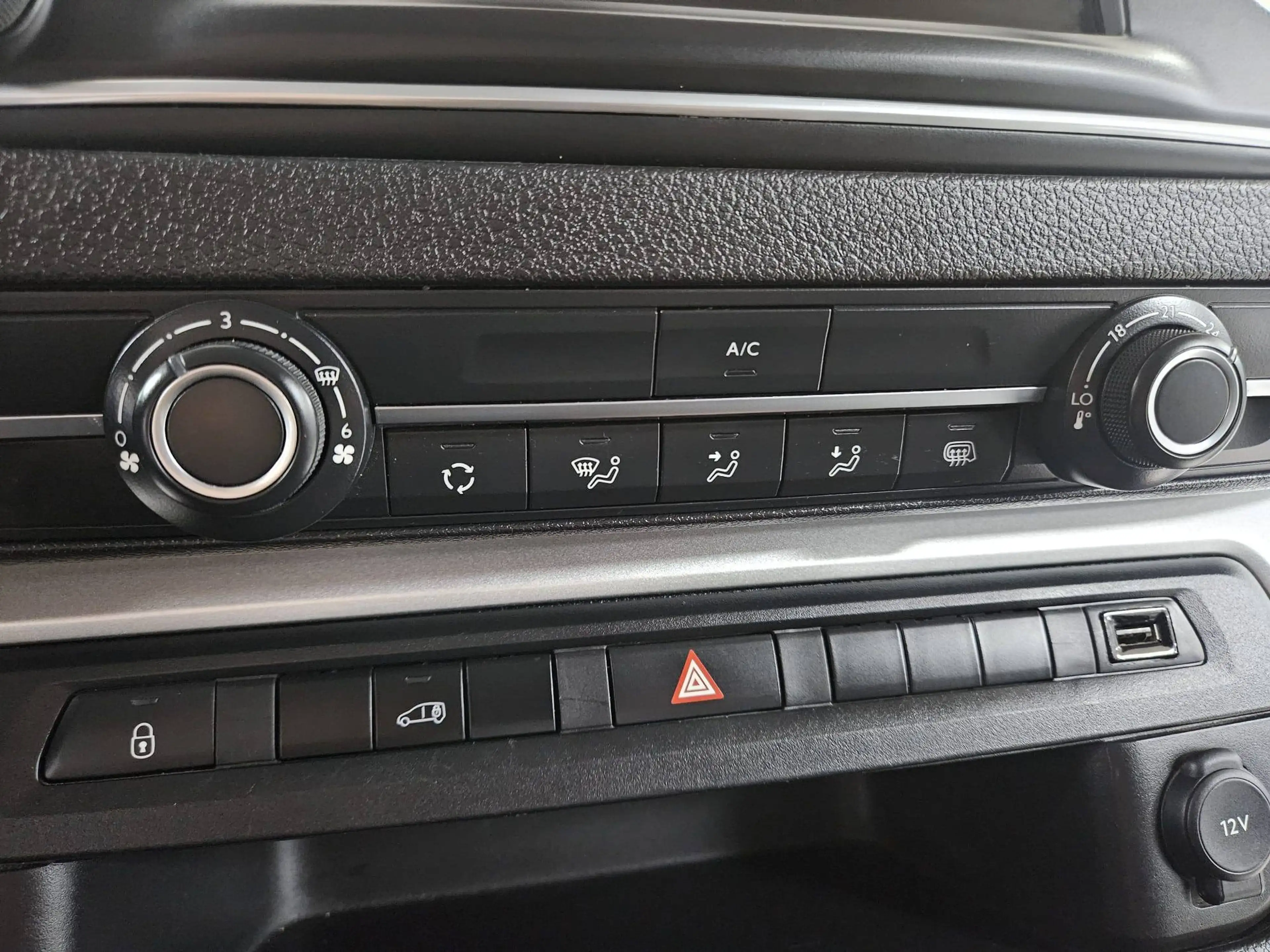 Fiat Scudo 2.0 Multijet L2 SX S/S (EU6d) 3Places StartStop Lane Assist Carplay Android Blue Gps Clim Lombaire Cruise — photo 14