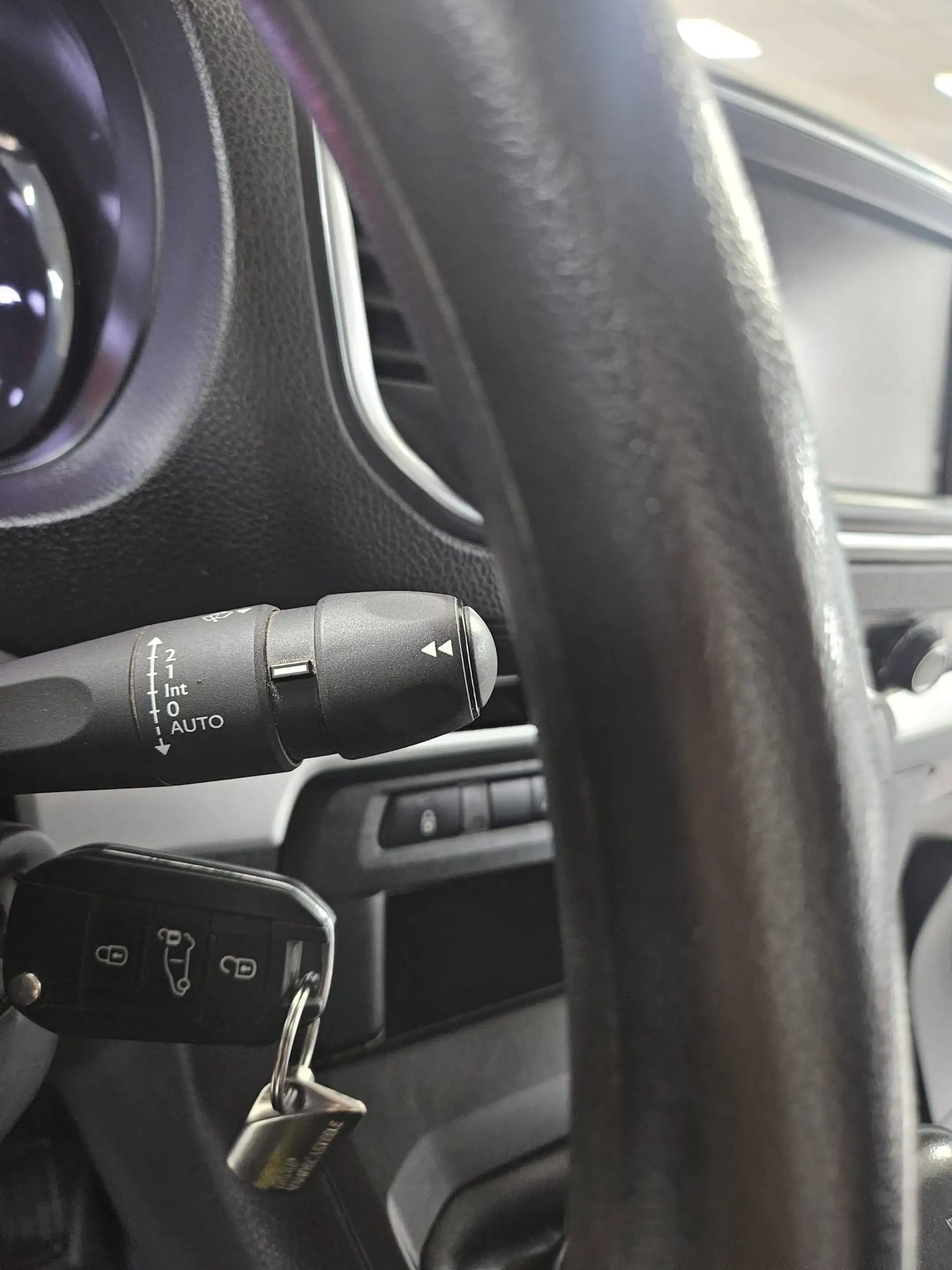 Fiat Scudo 2.0 Multijet L2 SX S/S (EU6d) 3Places StartStop Lane Assist Carplay Android Blue Gps Clim Lombaire Cruise — photo 13