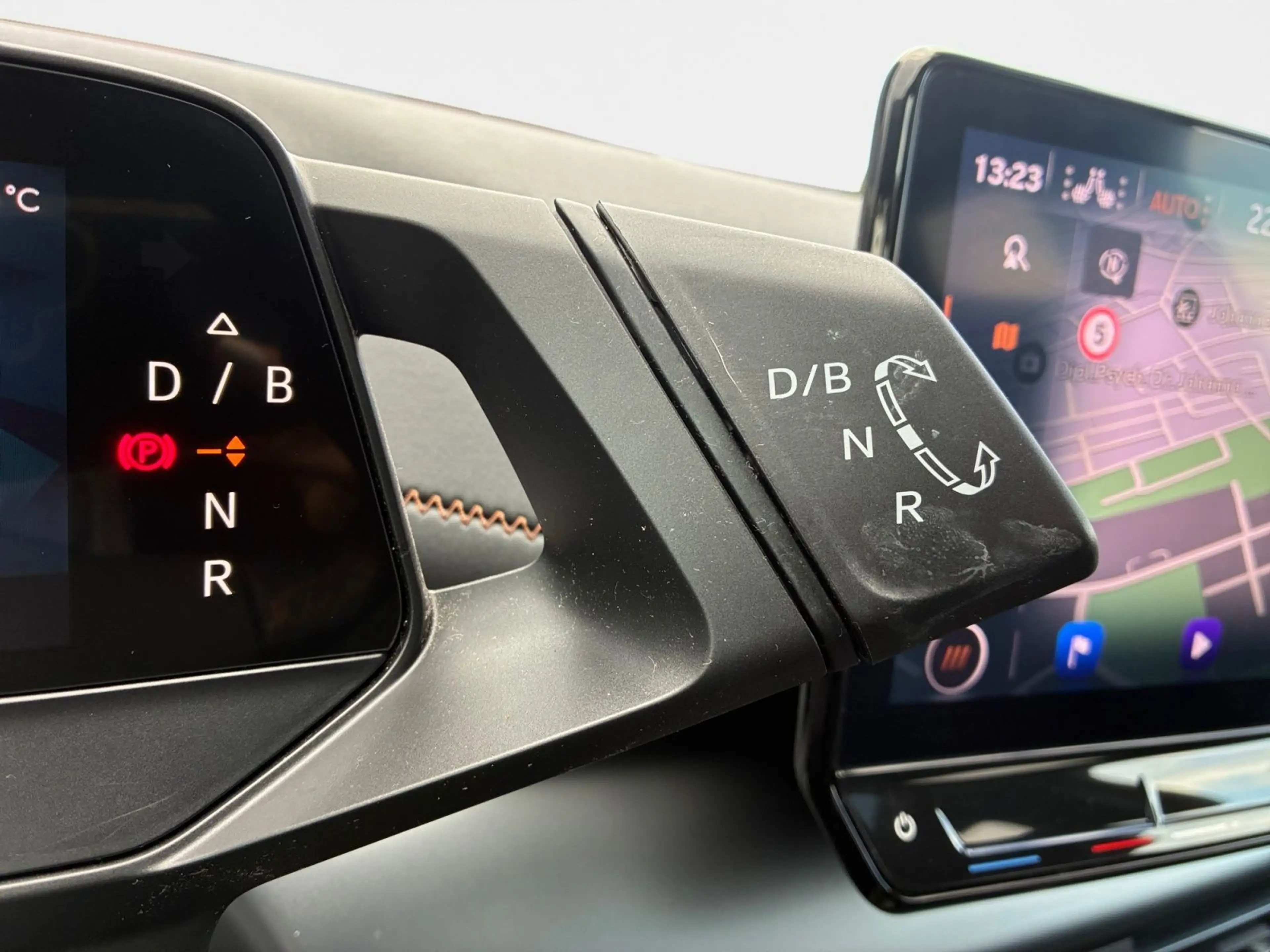 CUPRA Born 58 kWh Navi Panorama Beats Pilot M+ Tech L — photo 12