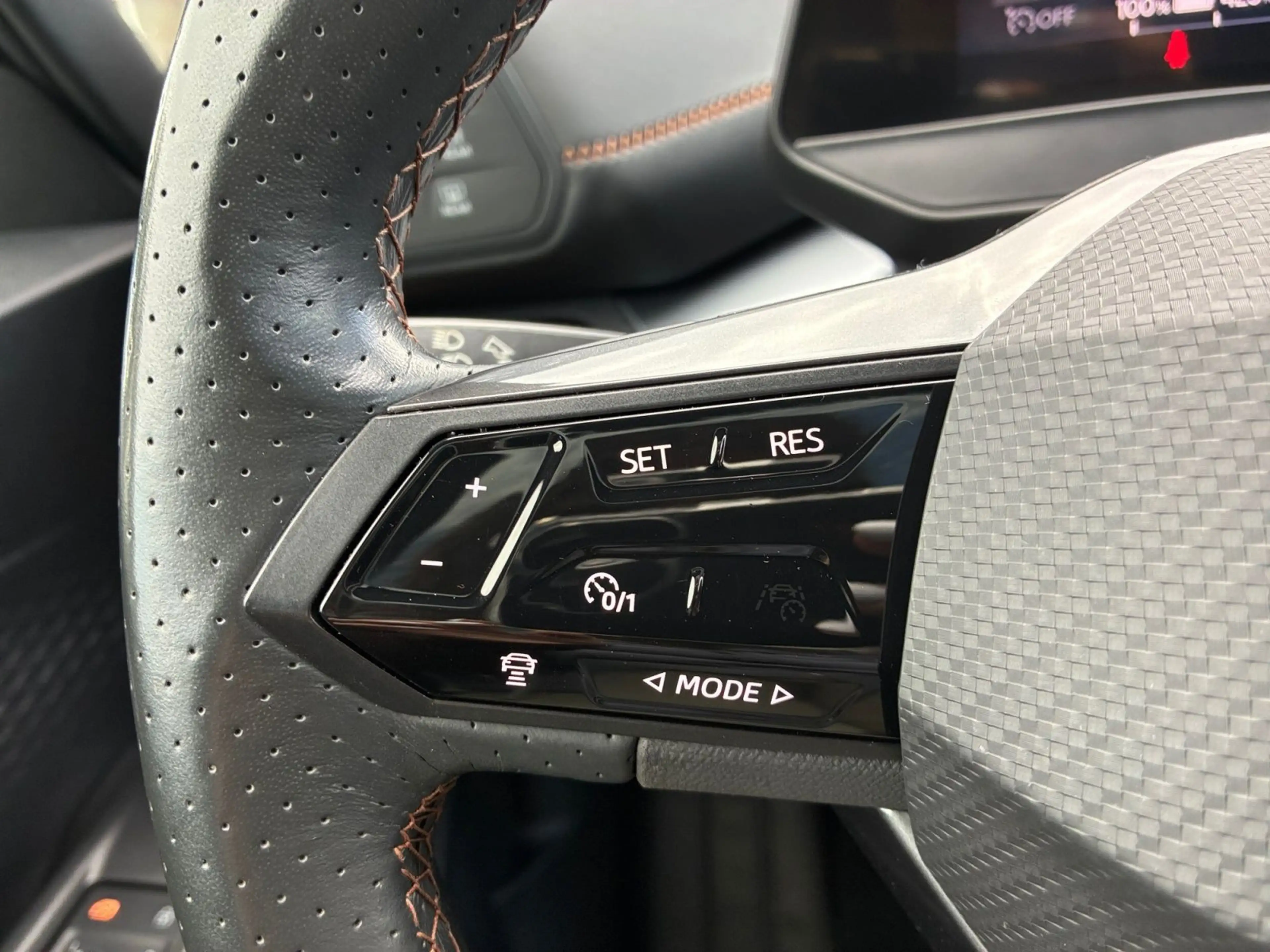 CUPRA Born 58 kWh Navi Panorama Beats Pilot M+ Tech L — photo 19