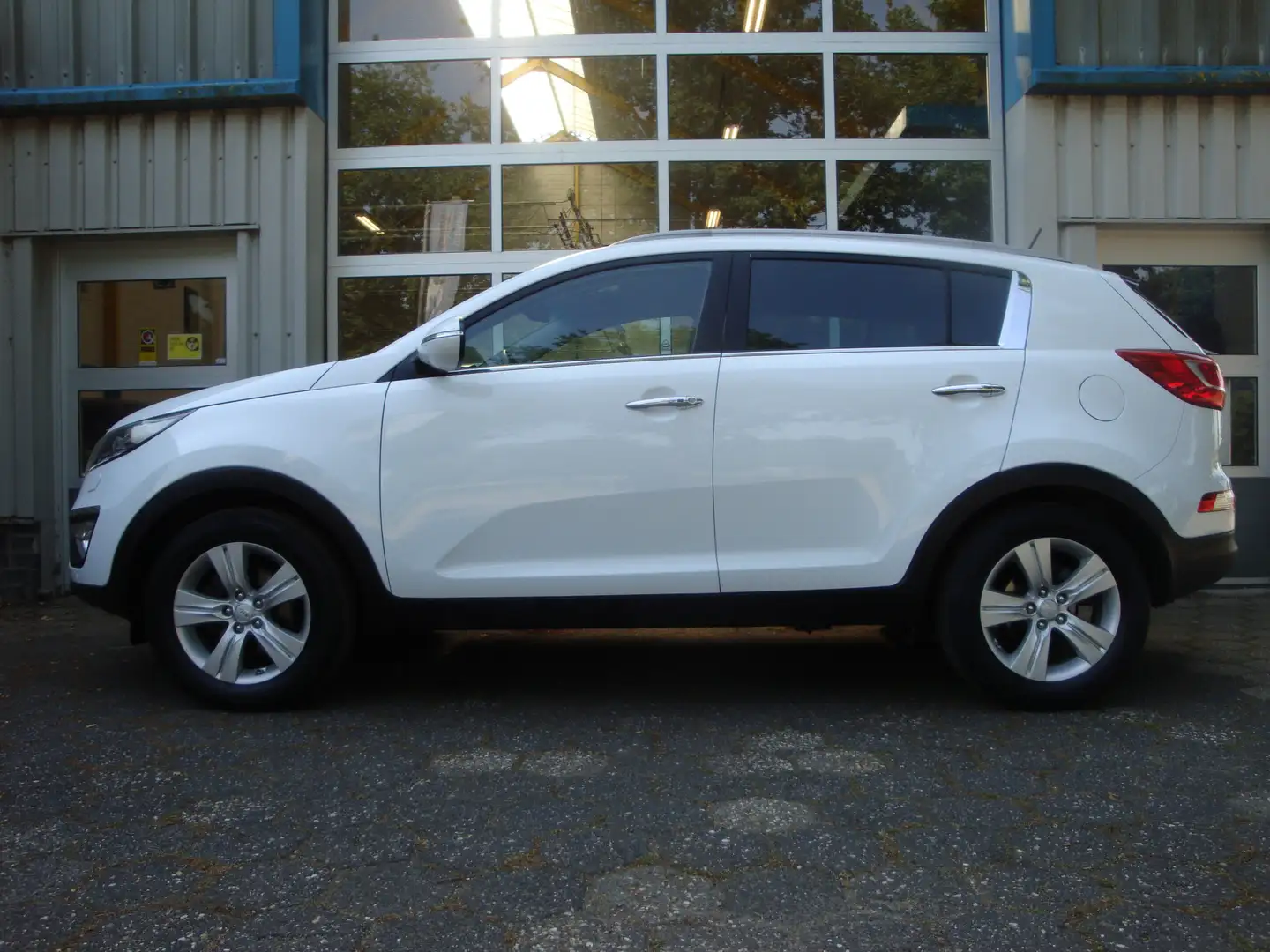 Kia Sportage 1.6 GDI BusinessPlusLine / Trekhaak/ lederen bekle Wit - 2