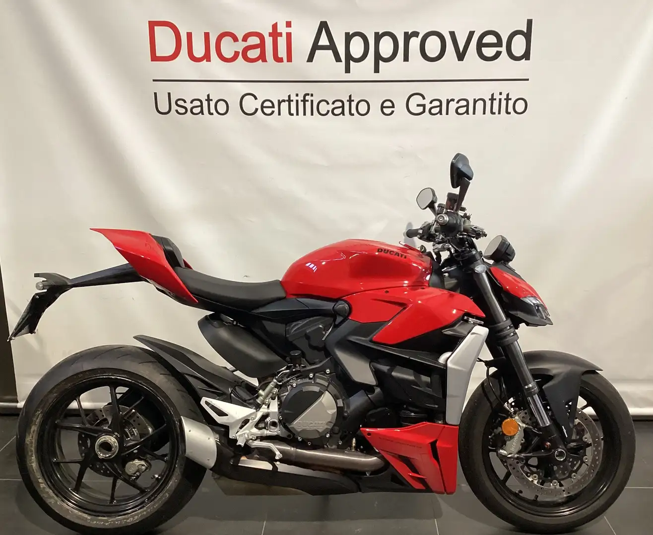Ducati Streetfighter Rosso - 1
