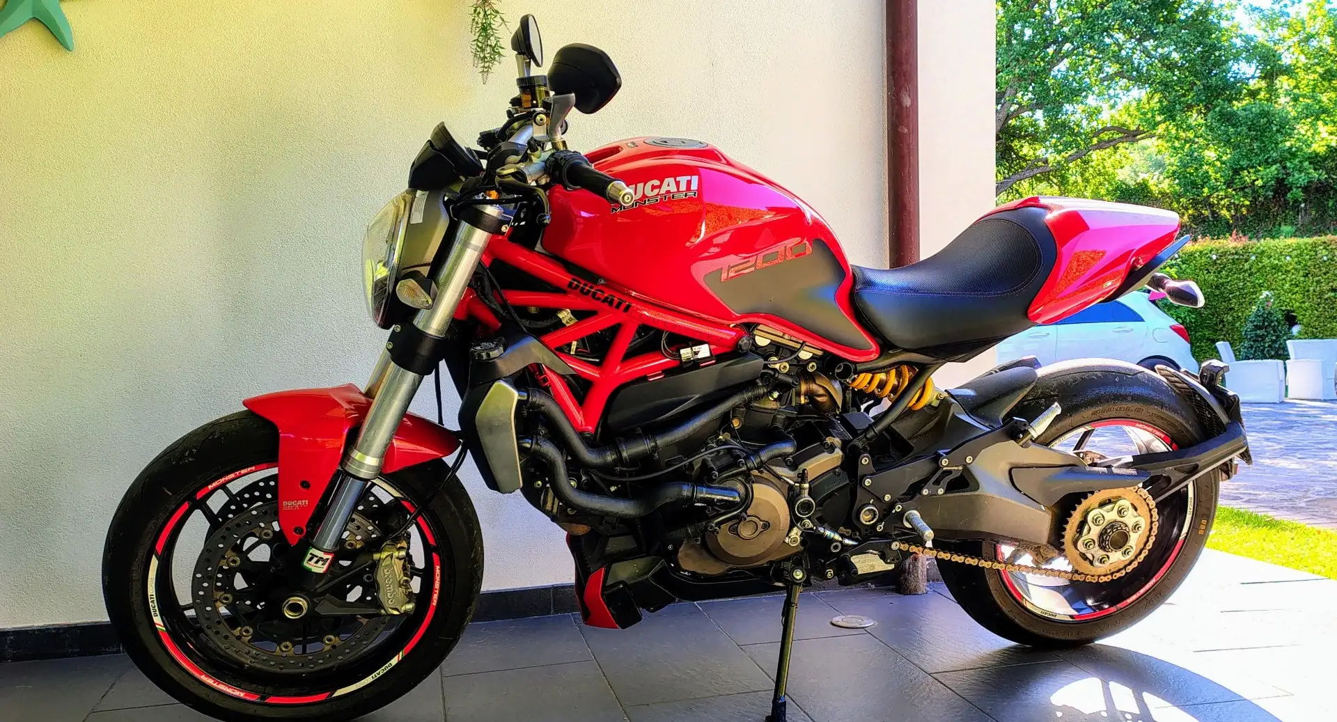 Ducati Monster 1200 Rosso - 2