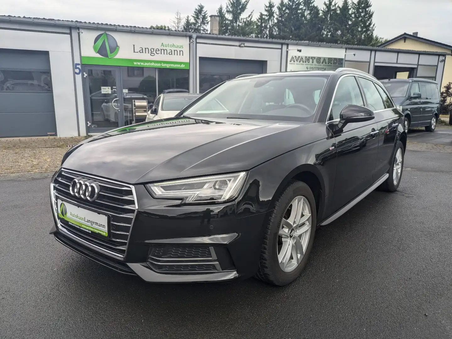 Audi A4 Avant TFSI S-Line LED NAVI DIGITAL-COCKPIT Negro - 1