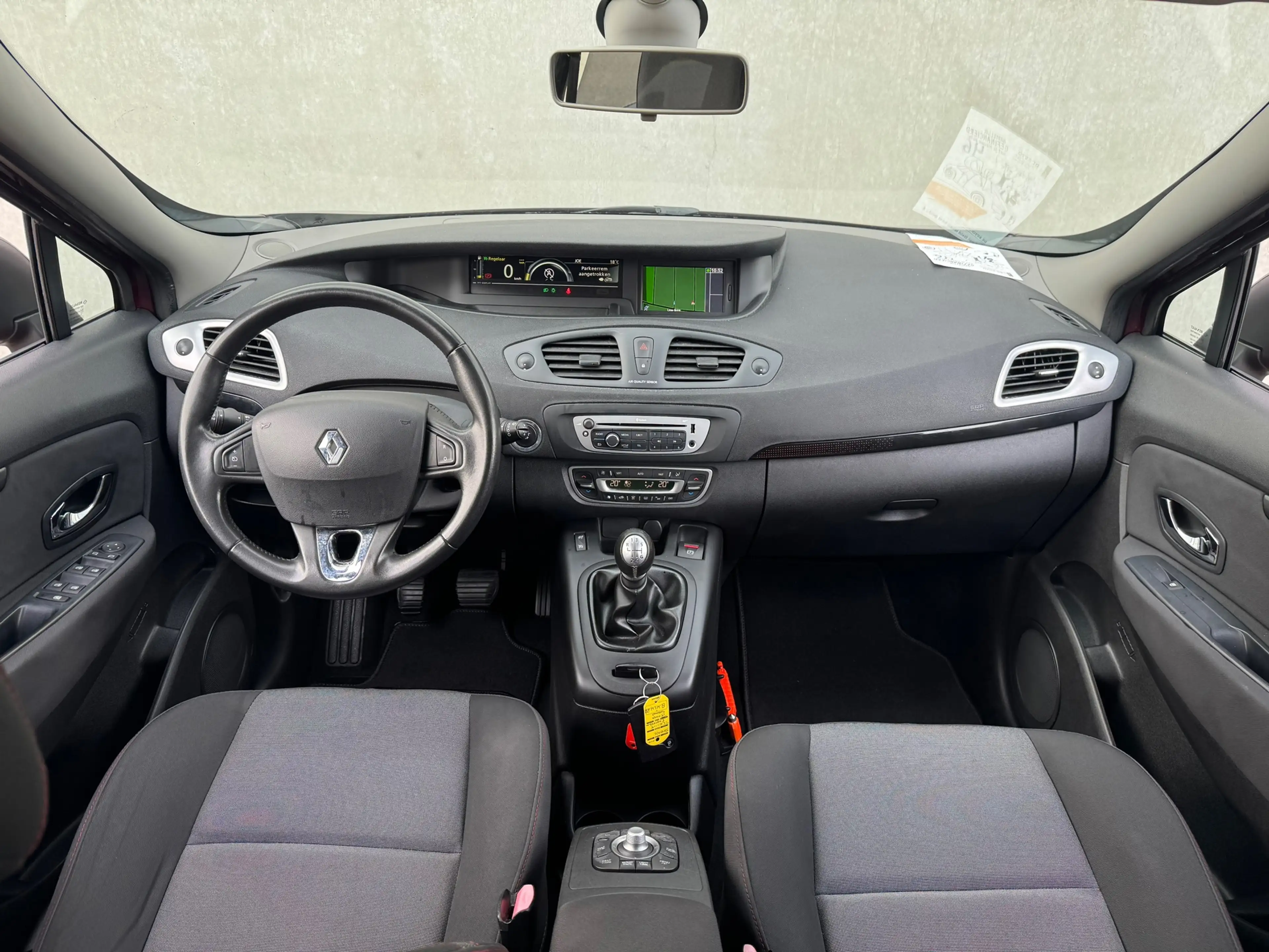 Renault Scenic 1.2 TCe Expression NAV CRUISE TREKHAAK LMV — photo 7