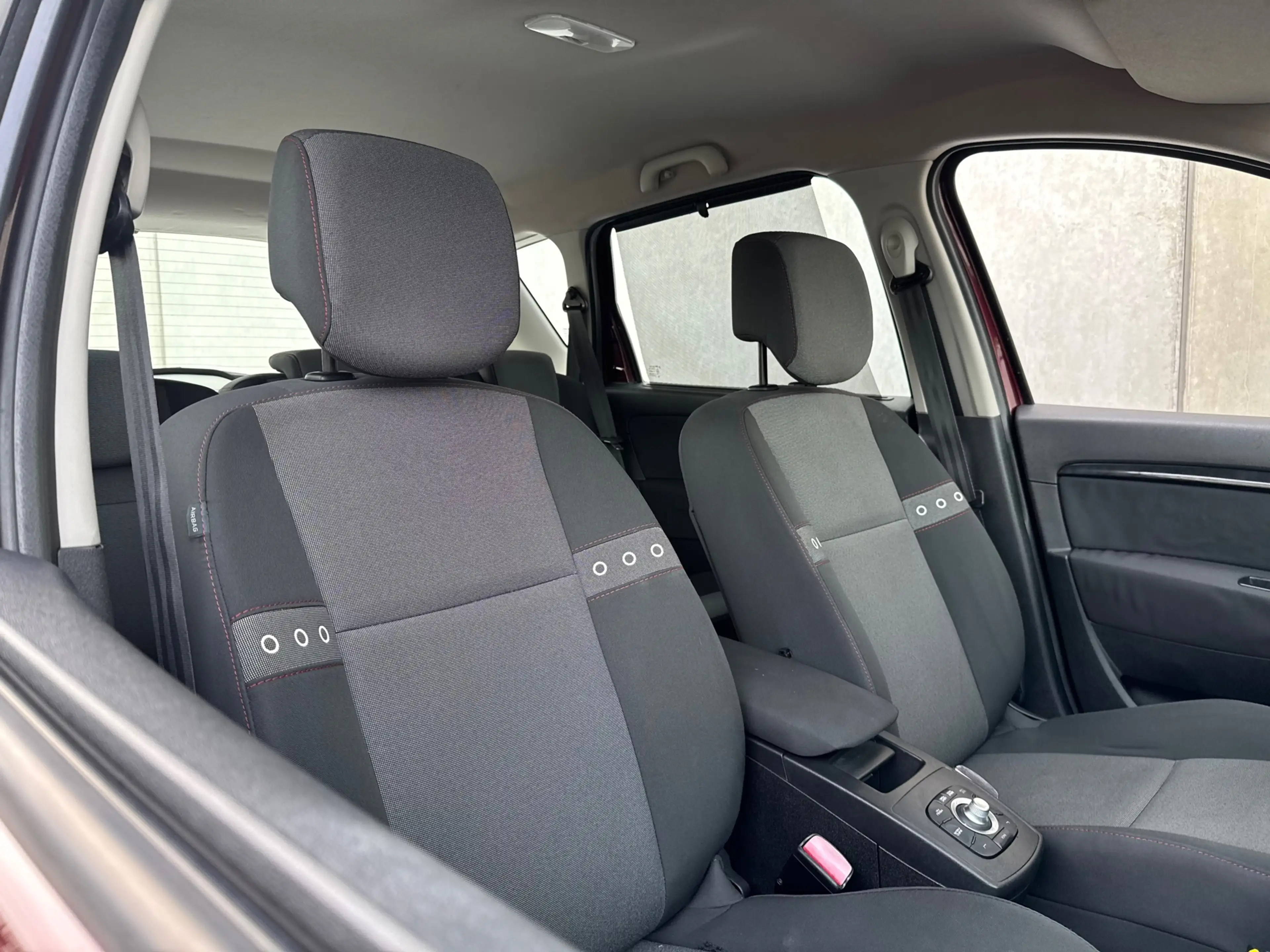 Renault Scenic 1.2 TCe Expression NAV CRUISE TREKHAAK LMV — photo 25