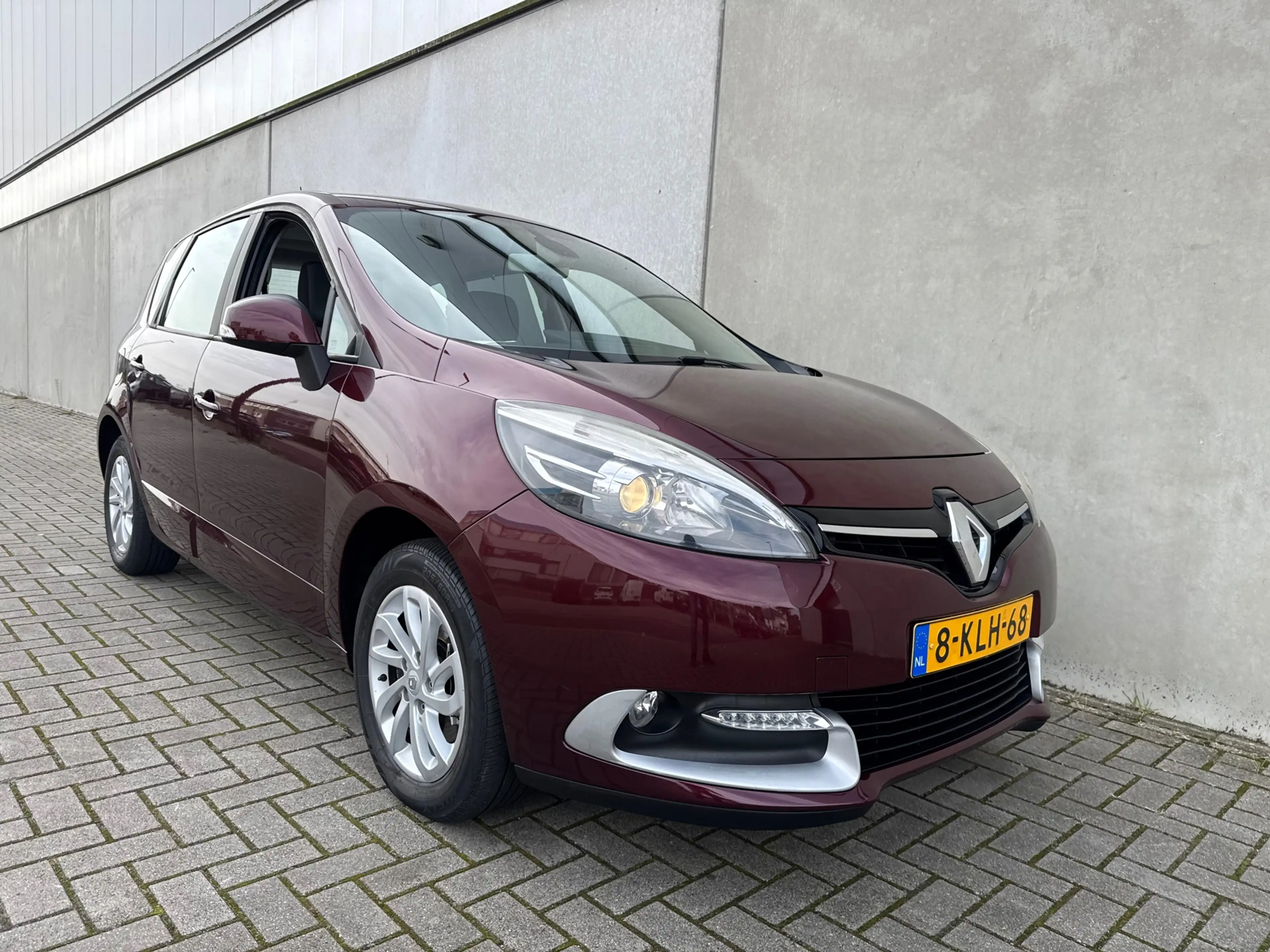 Renault Scenic 1.2 TCe Expression NAV CRUISE TREKHAAK LMV — photo 21