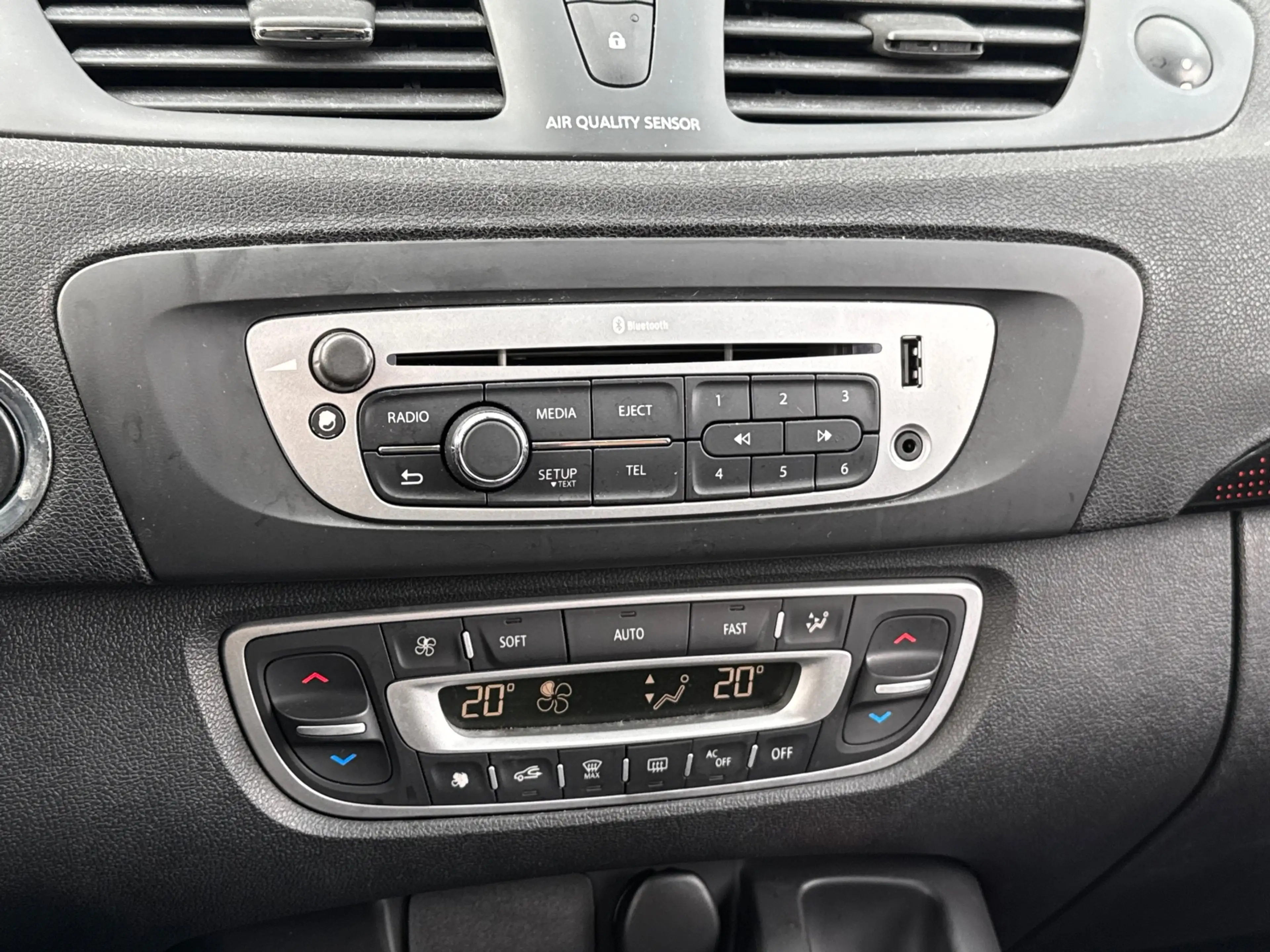 Renault Scenic 1.2 TCe Expression NAV CRUISE TREKHAAK LMV — photo 14