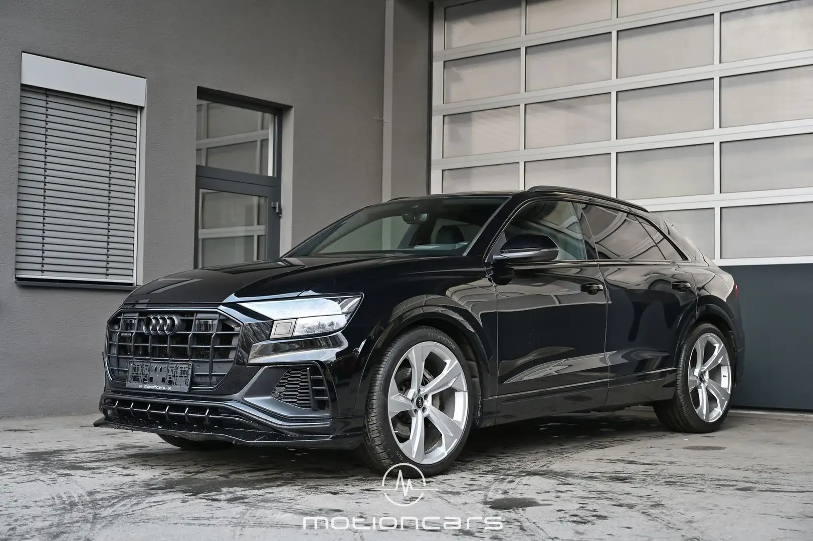 Audi Q8 50 3.0 TDI quattro S-Line ABT Schwarz - 1