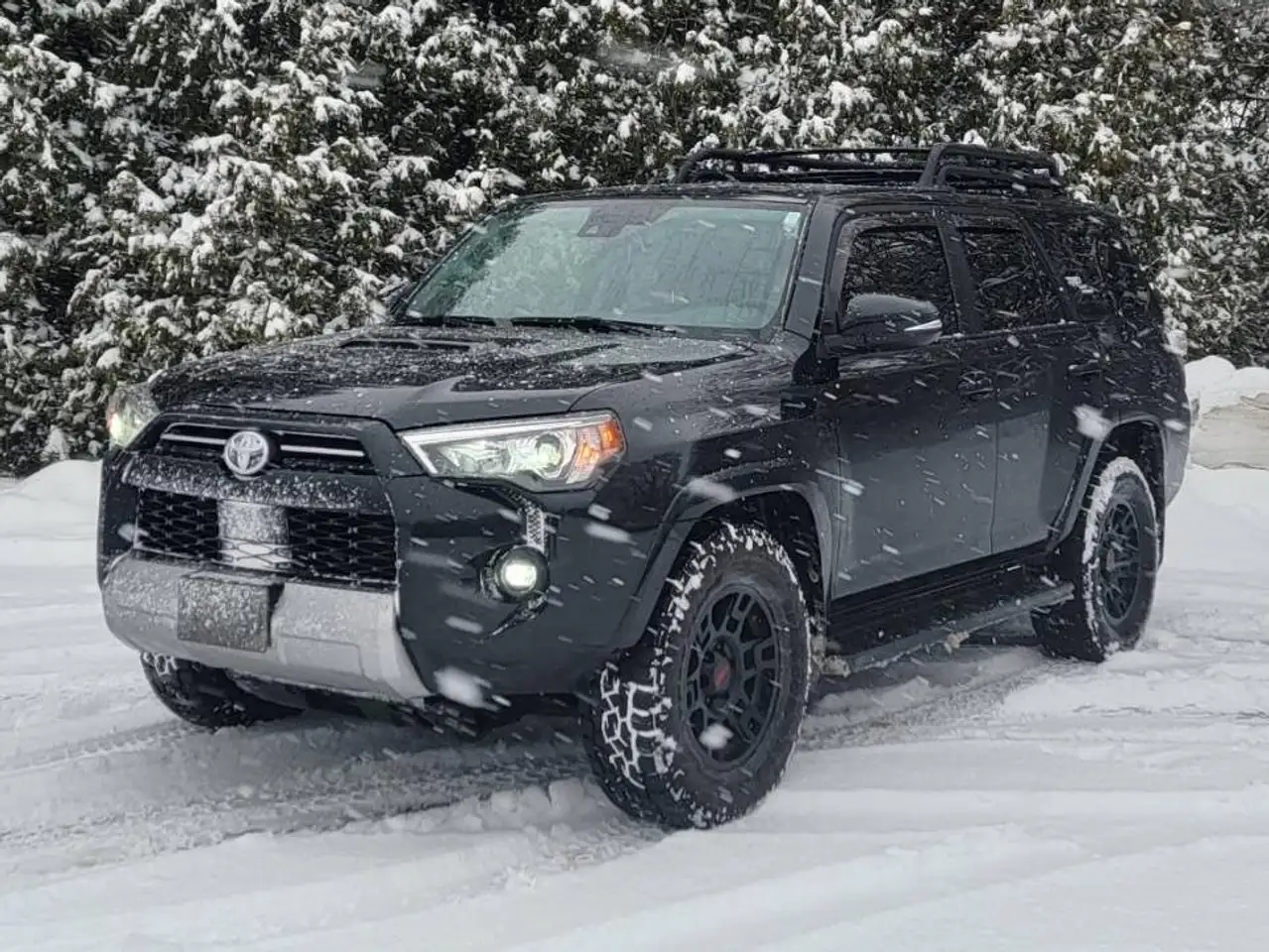 Toyota 4-Runner снимка Toyota 4-Runner