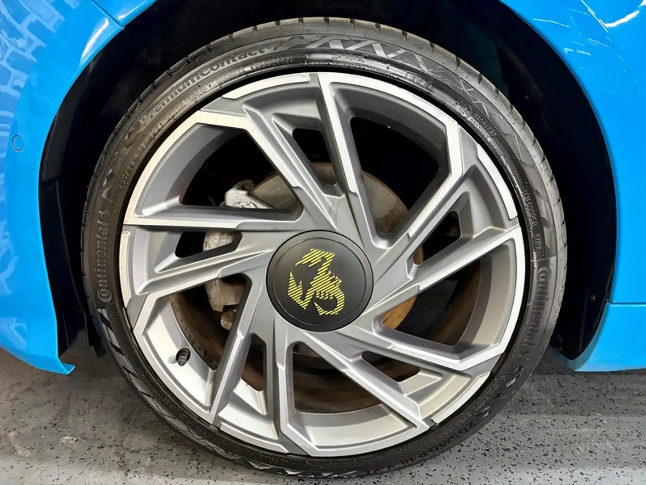 Abarth 500e 2023