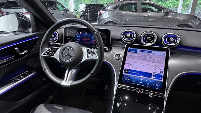 Mercedes-Benz C 220 — photo 11