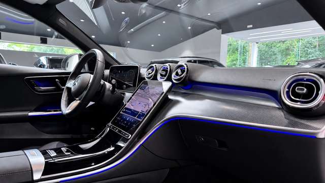 Mercedes-Benz C 220 — photo 15