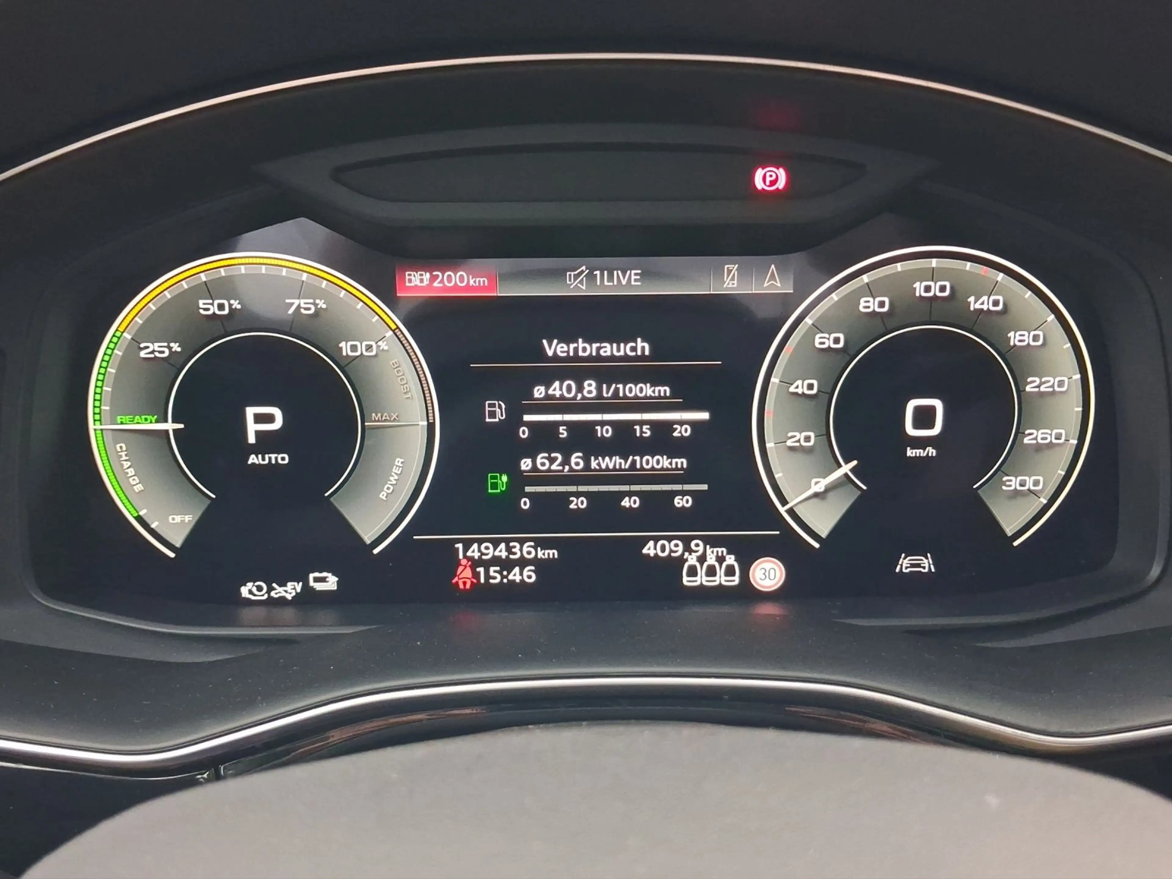 Audi Q7 55 TFSIe Q LEDER LM19 KAMERA NAVI+ — photo 11