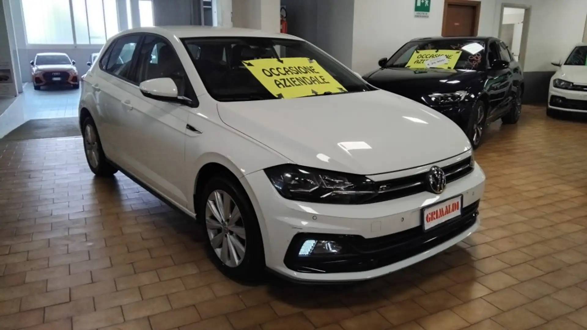 Volkswagen Polo 1.0 TSI DSG 5p. Highline R LINE 16" Grau - 1