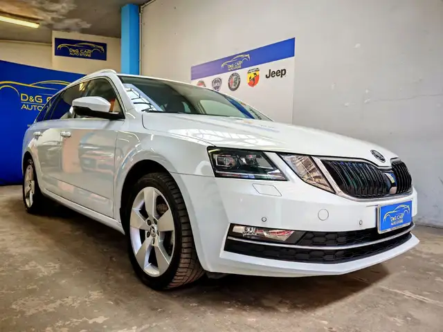 Skoda Octavia Octavia Wagon 1.5 G-Tec Style 130cv DSG