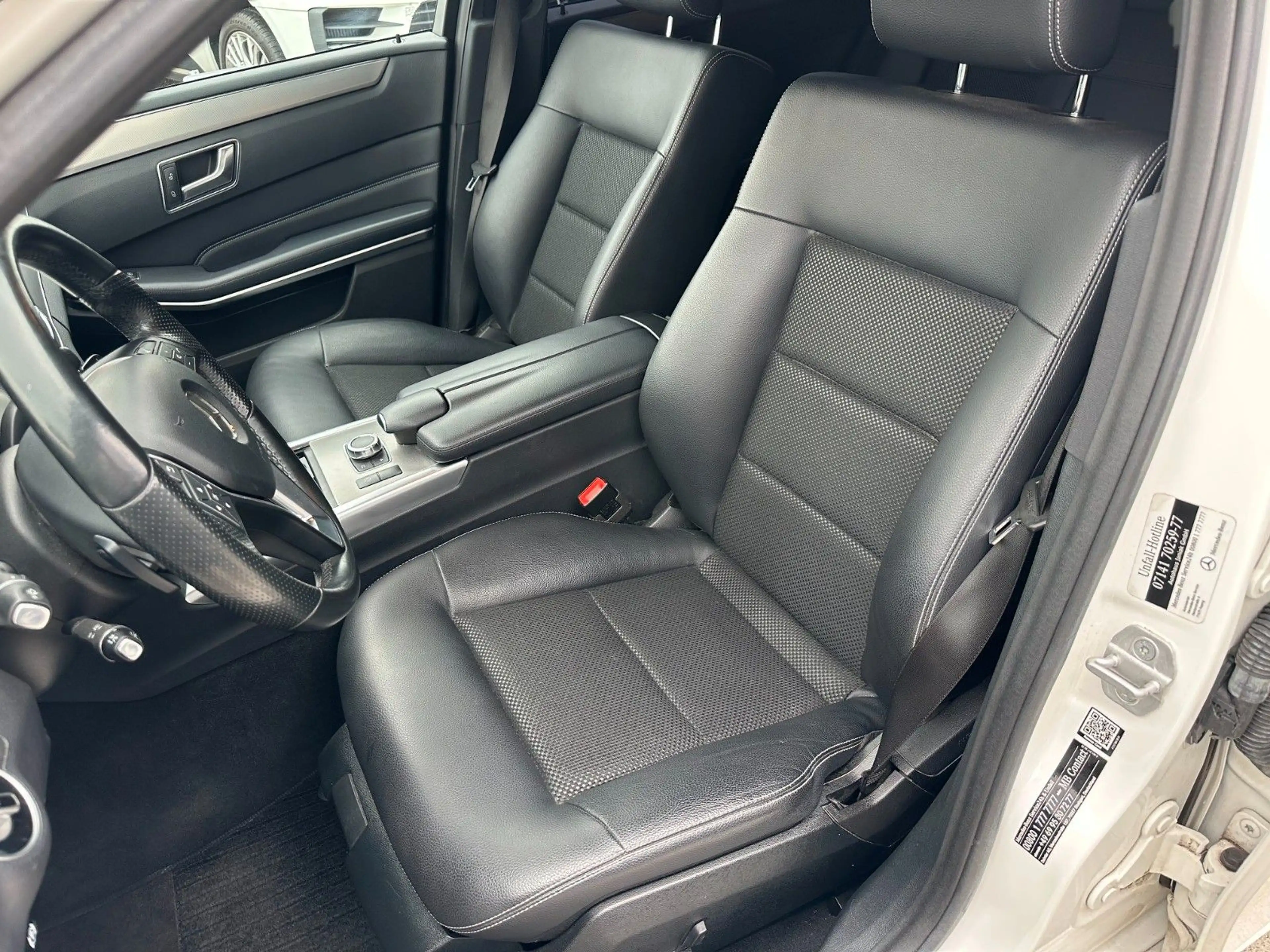 Mercedes-Benz E 250 T BlueEffici,Avantgarde,LED,360 Grad,Navi — photo 10