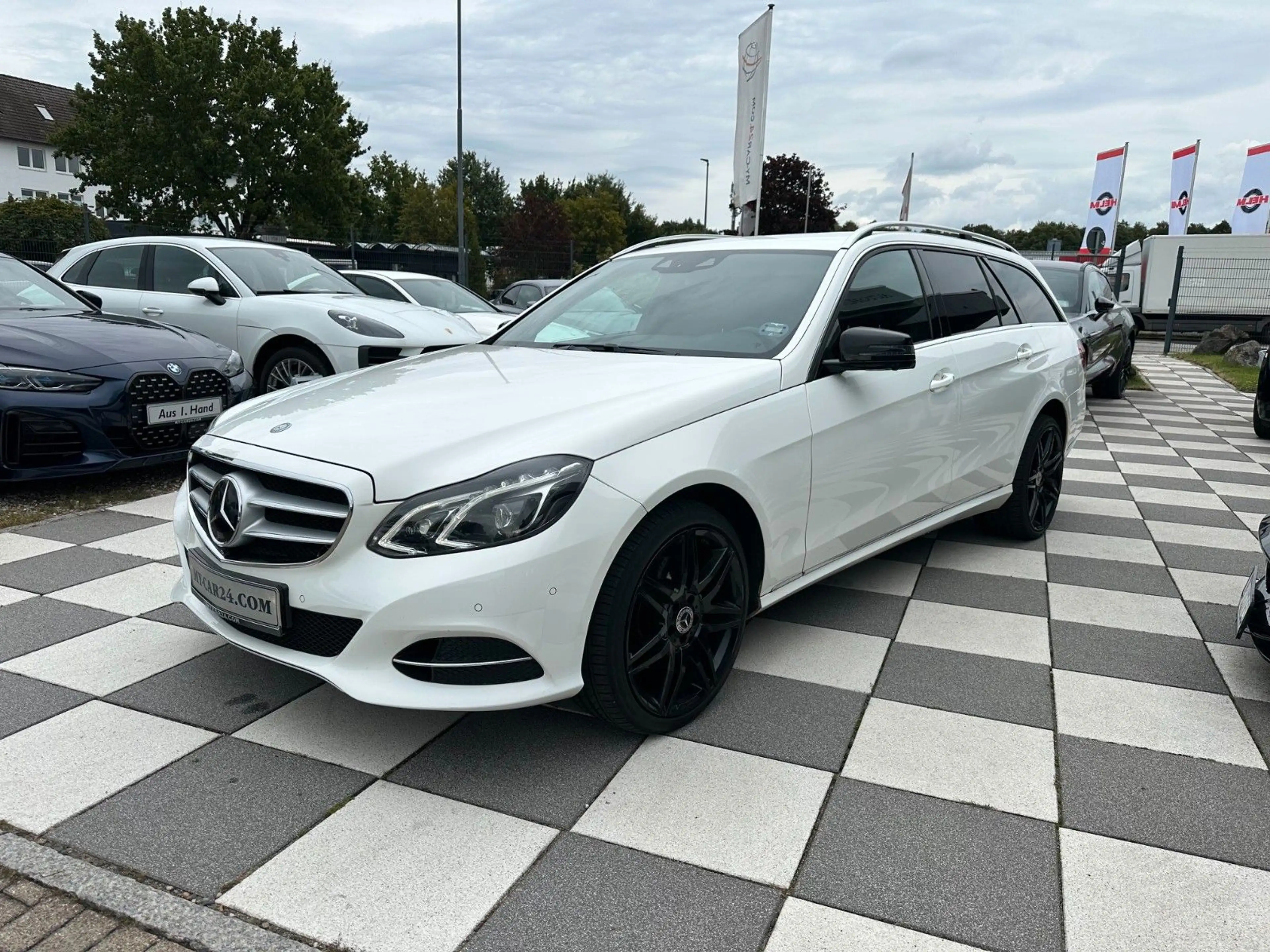 Mercedes-Benz E 250 T BlueEffici,Avantgarde,LED,360 Grad,Navi — photo 4