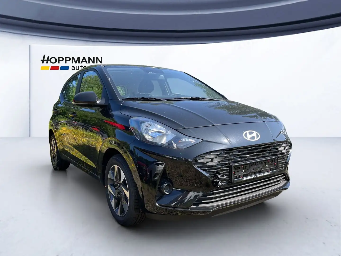 Hyundai i10 FL (MY25) 1.2 Benzin, (79PS) 5-AMT 2WD Trend Schwarz - 2