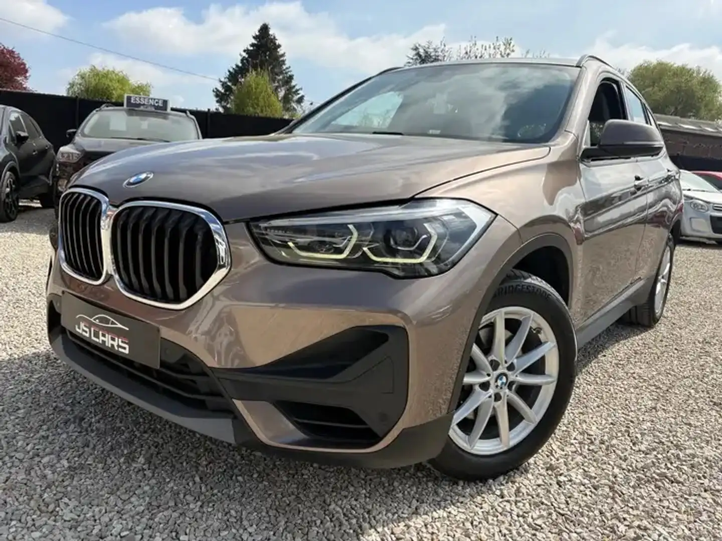 BMW X1 1.5iA sDrive18*1er PROP*TVA DEDUC*NAVI*CUIR*PDC Brun - 1