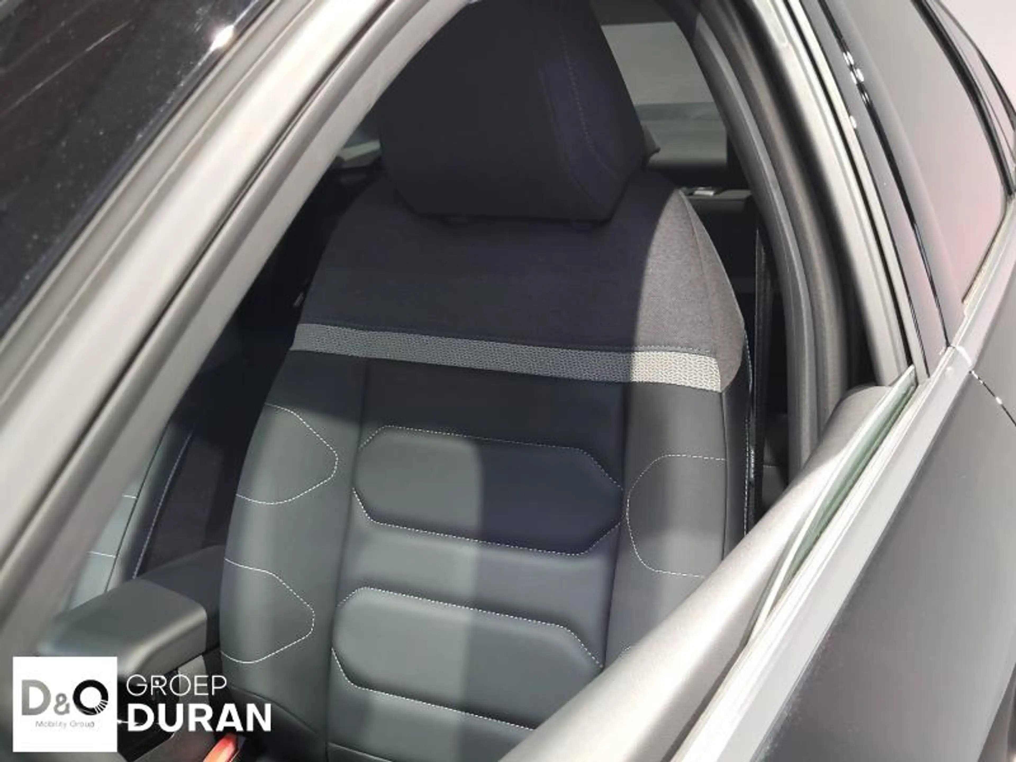 Citroen C4 X E-Max 54 kWh — photo 10