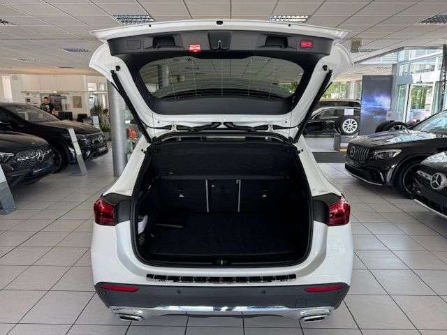 Mercedes-Benz GLA 180