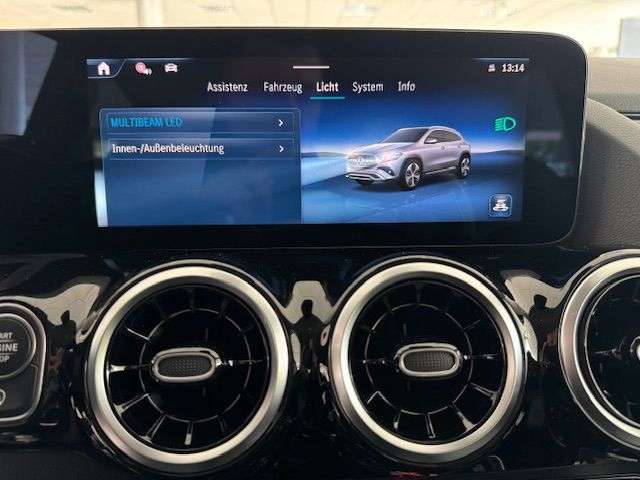 Mercedes-Benz GLA 180