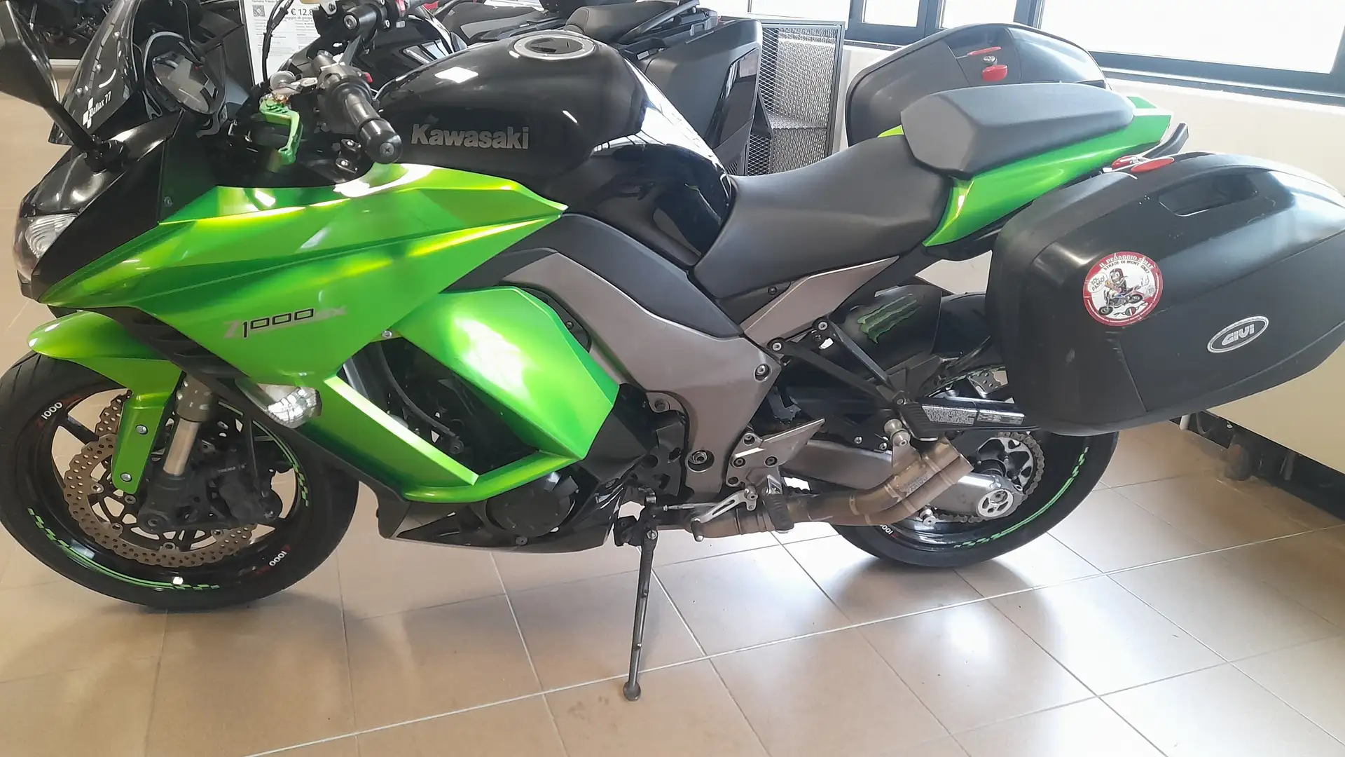 Kawasaki Z1000 SX Verde - 1