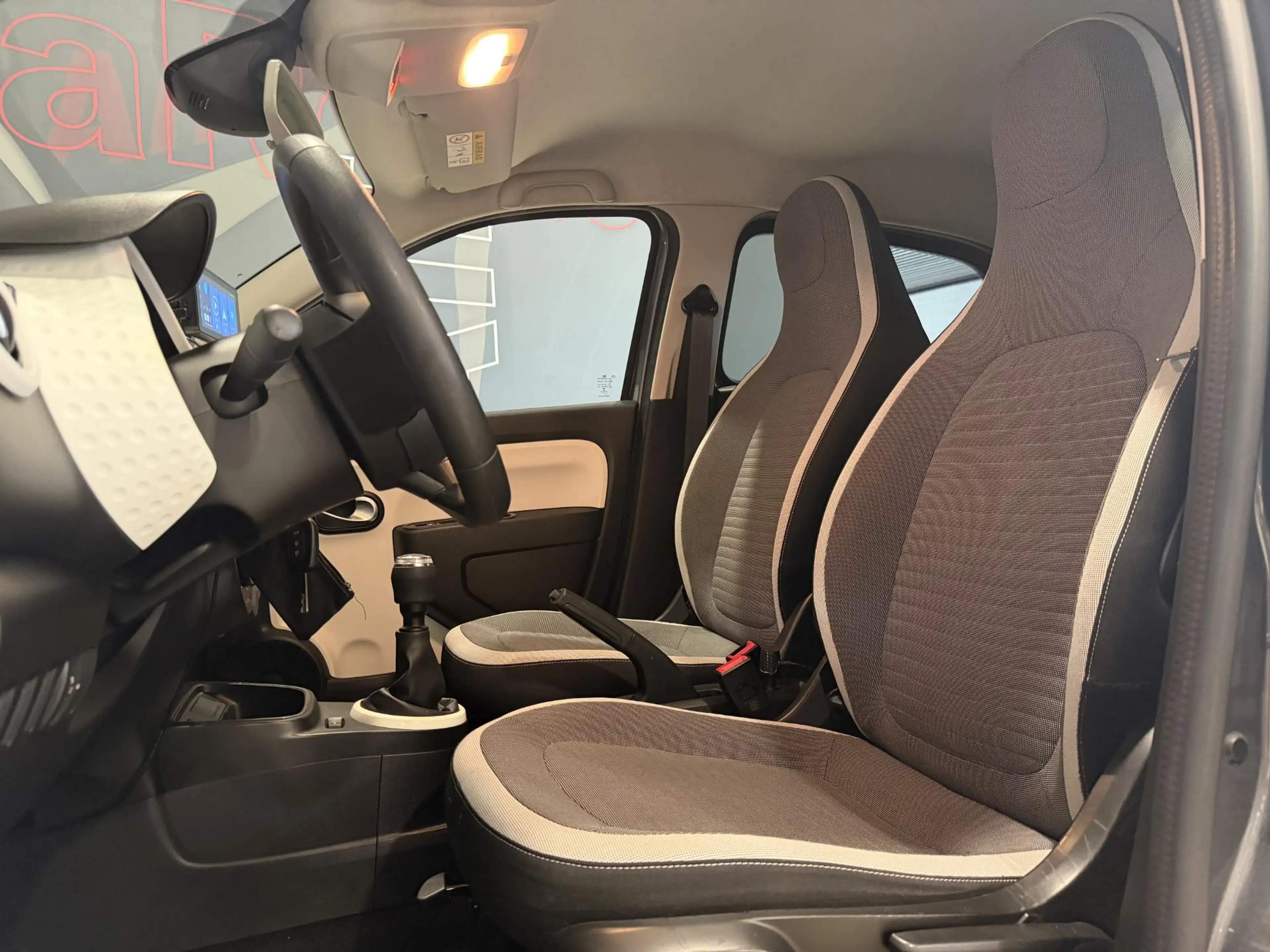 Renault Twingo 1.0 SCe Collection | Airco | Navigatie Carplay | N — photo 18