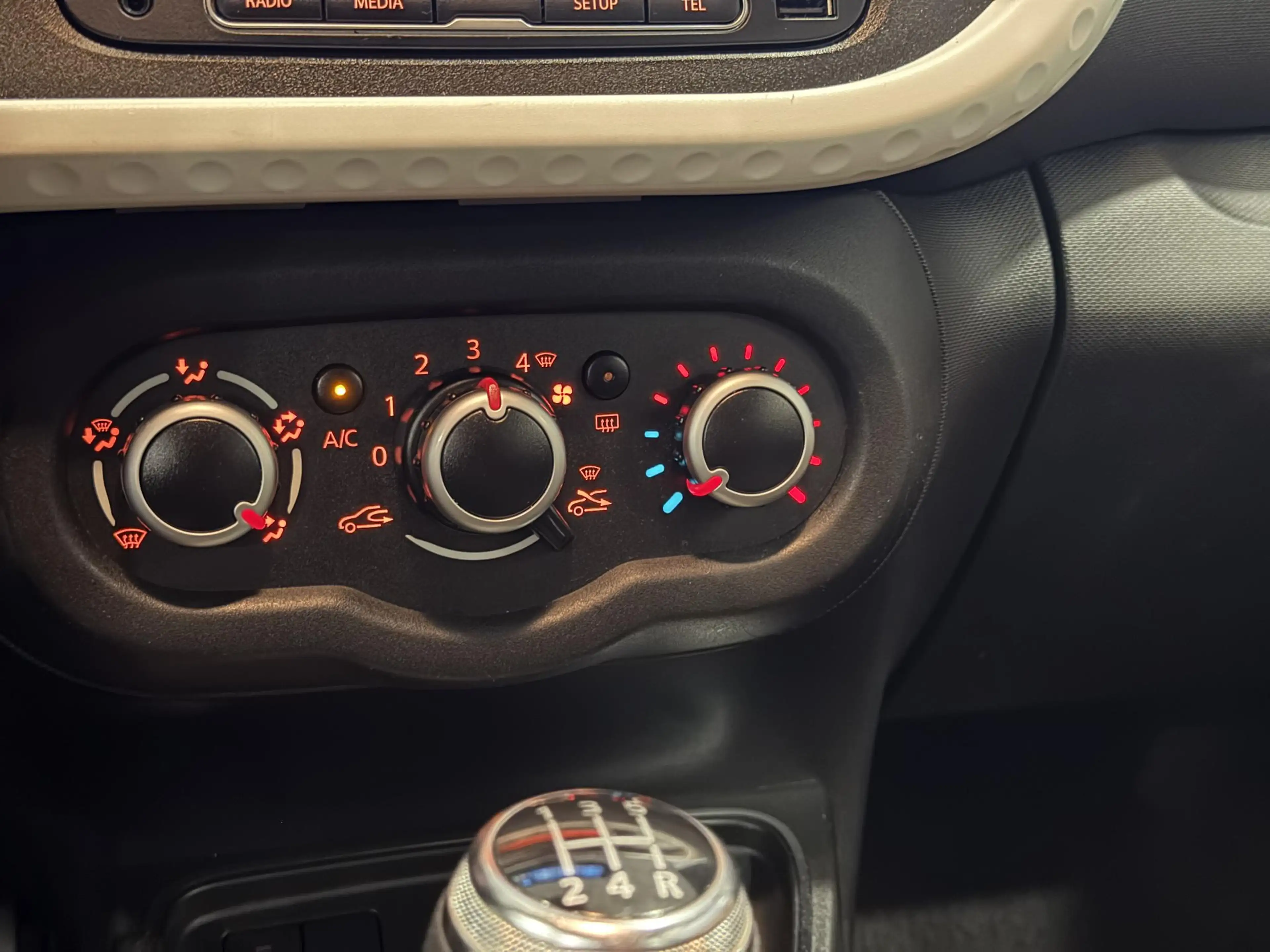 Renault Twingo 1.0 SCe Collection | Airco | Navigatie Carplay | N — photo 32