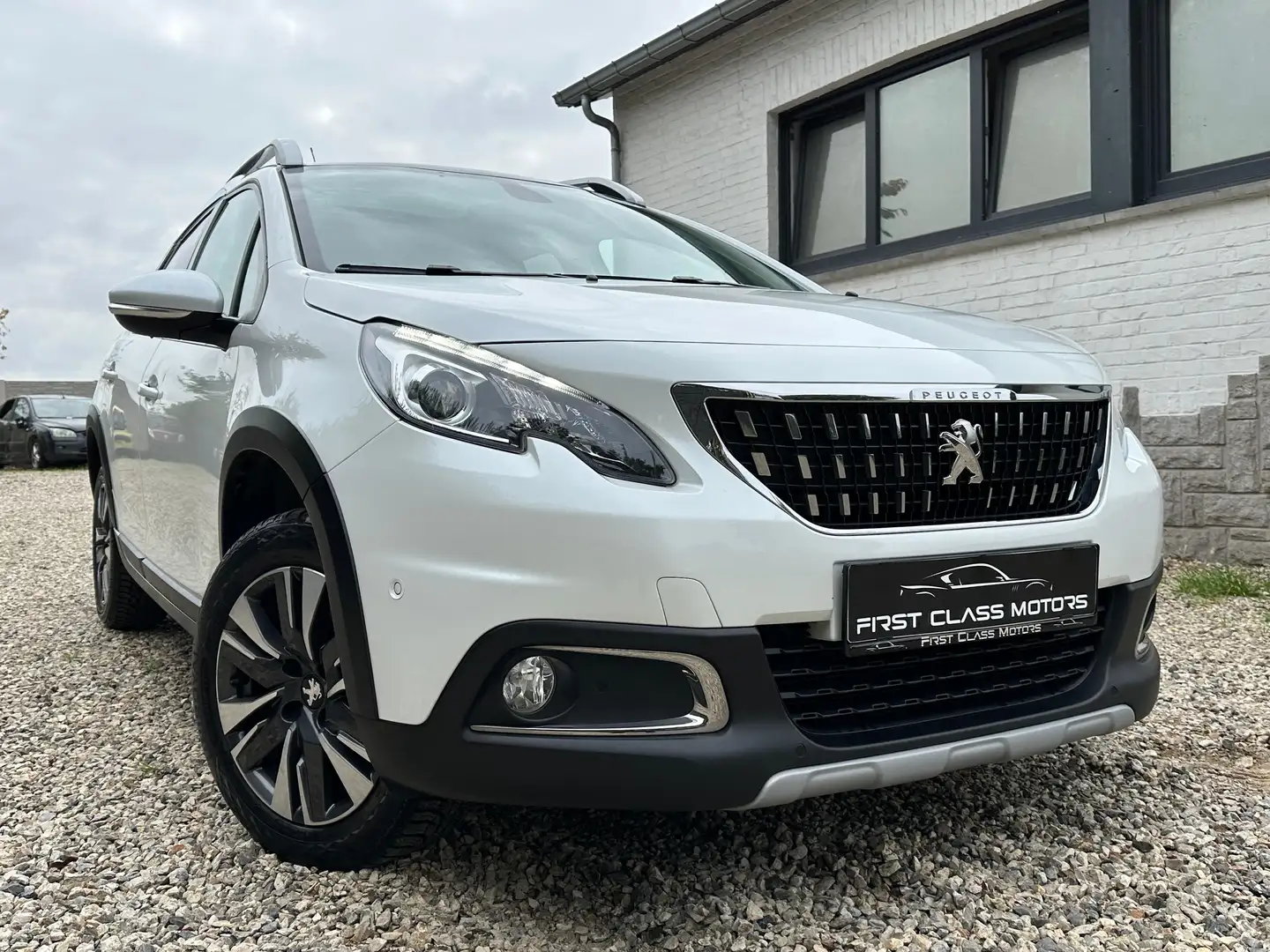 Peugeot 2008 1.6 BlueHDi Allure S*CARPLAY*PANO*SENSOR*1E PROPR Blanc - 1