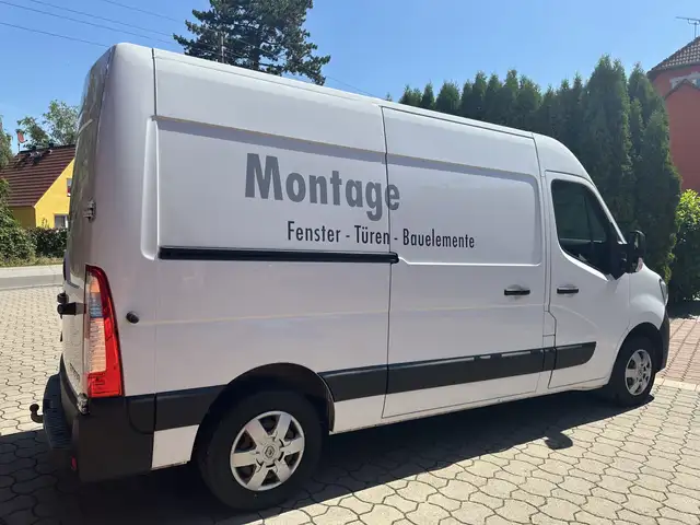 Renault Master view 4