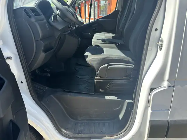 Renault Master view 12