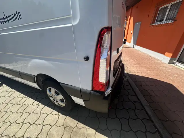 Renault Master view 7