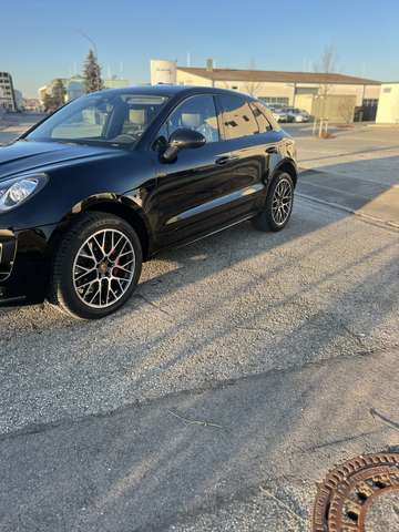 Porsche Macan Turbo PDK Approved 11/25