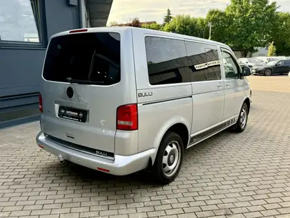 Annonce voiture d'occasion Volkswagen T5 Multivan - CARADIZE