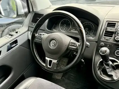 Annonce voiture d'occasion Volkswagen T5 Multivan - CARADIZE