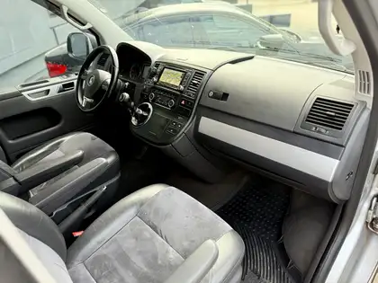 Annonce voiture d'occasion Volkswagen T5 Multivan - CARADIZE