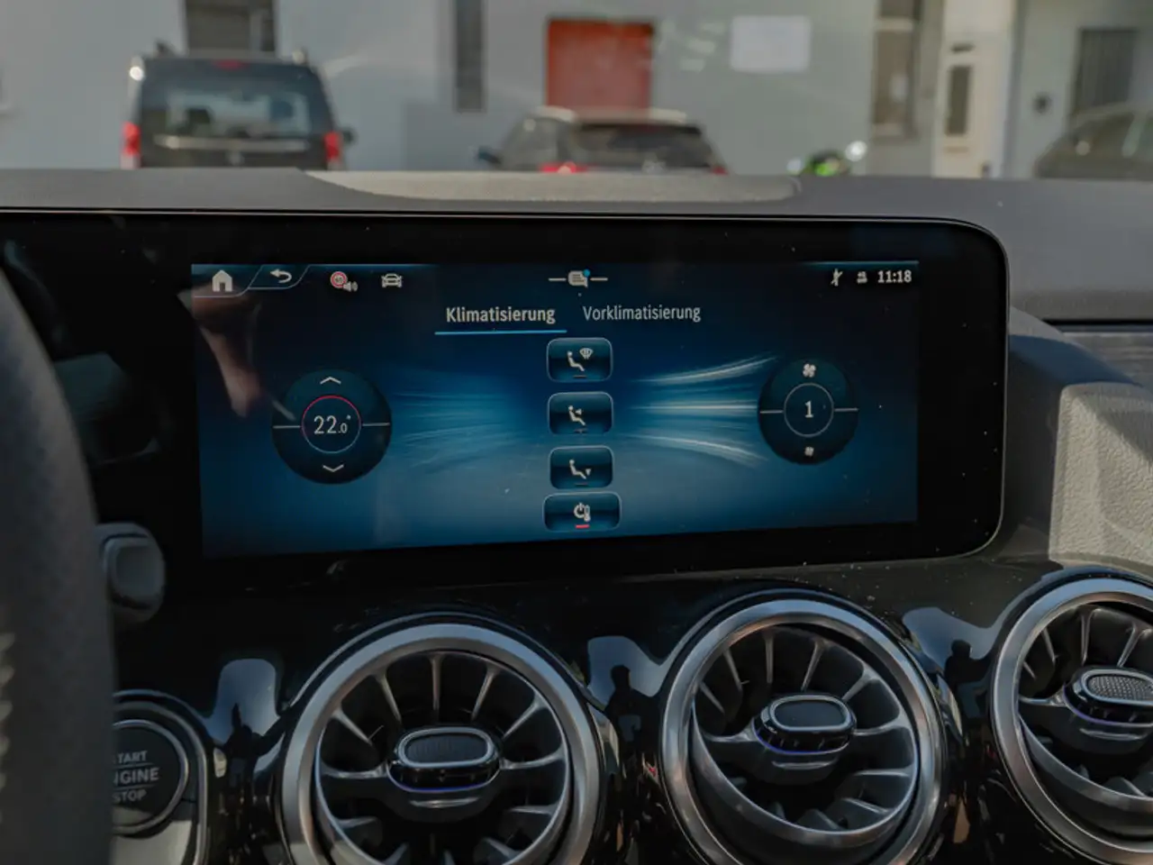 Mercedes-Benz GLA e AMG-Sport/MLB/360/Pano/AHK/Night/Distr, миниатюра 18