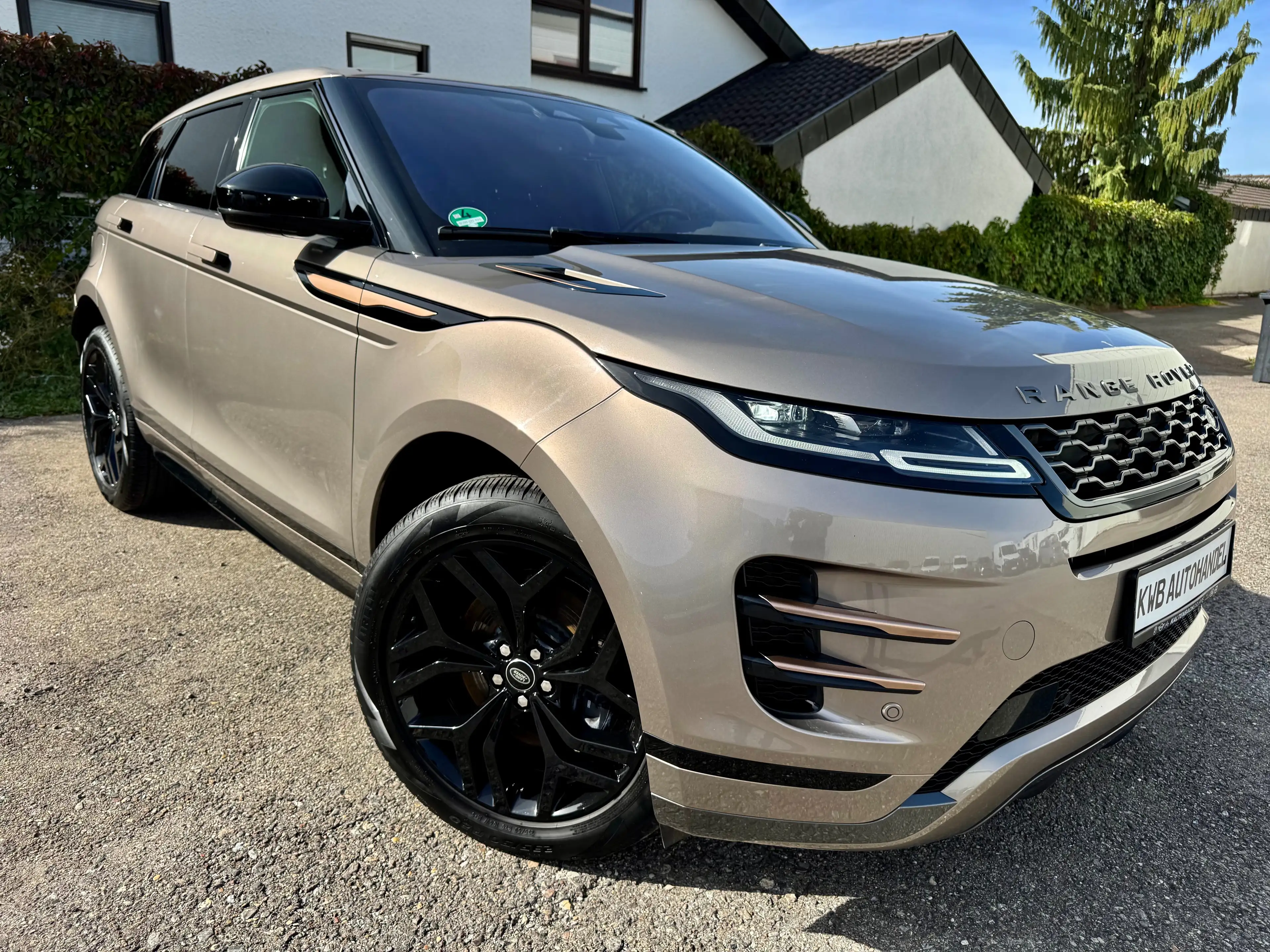 Land Rover Range Rover Evoque D165 AWD R-Dynamic SE — photo 7