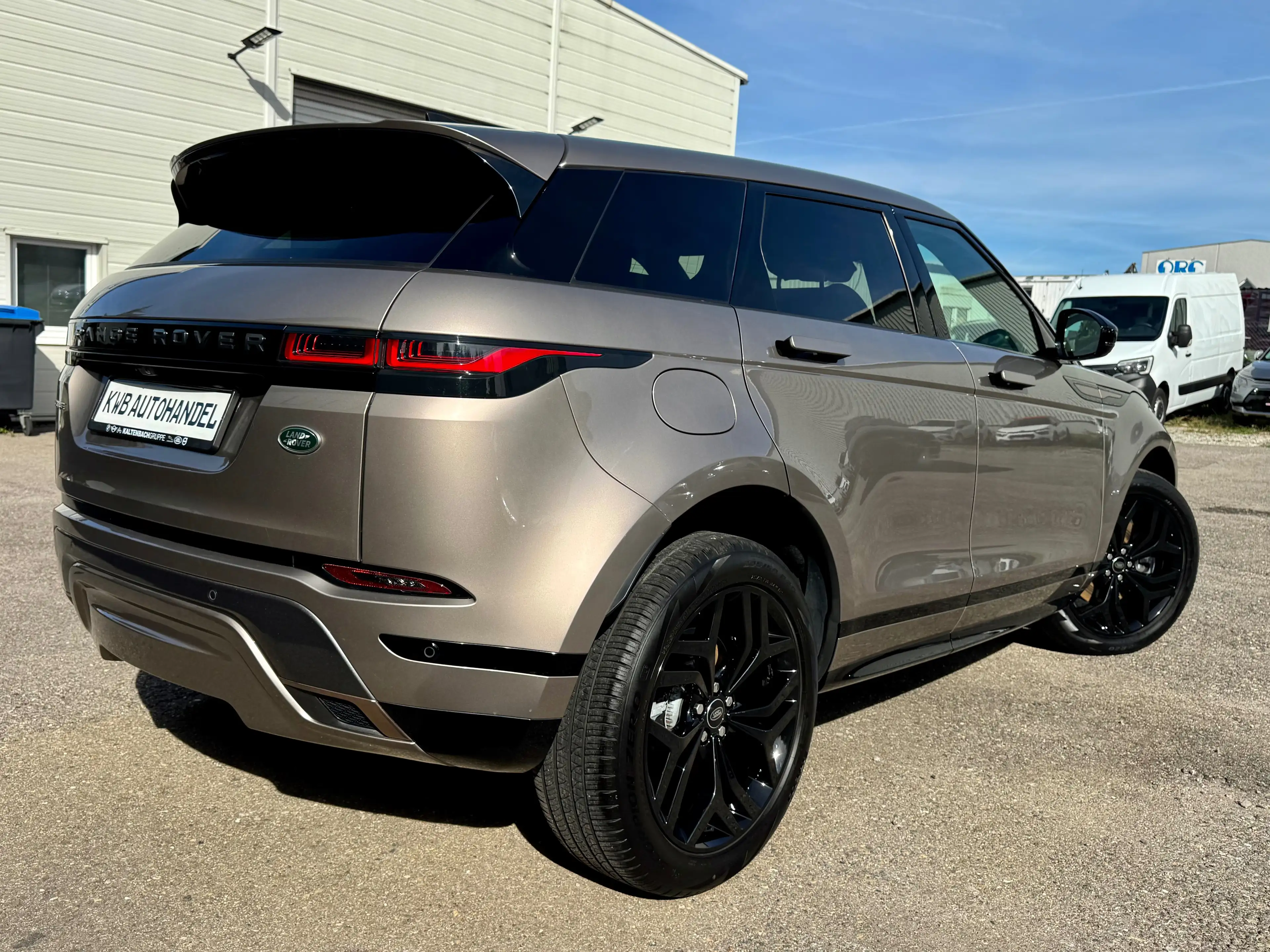 Land Rover Range Rover Evoque D165 AWD R-Dynamic SE — photo 5