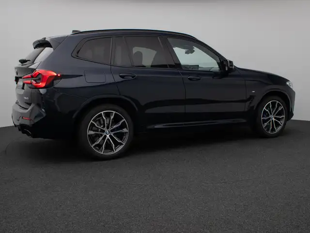 BMW X3 M view 6