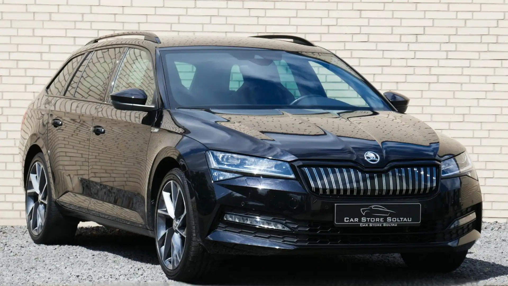 Skoda Superb iV SPORTLINE Stdhzg. Columbus 360Cam AHK Noir - 2