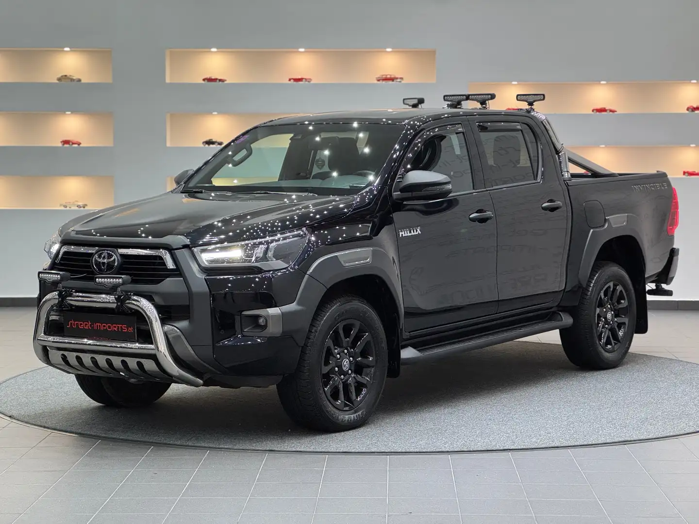 Toyota Hilux DK Invincible 4WD 2,8 D-4D*Garantie bis 2032* Negru - 1
